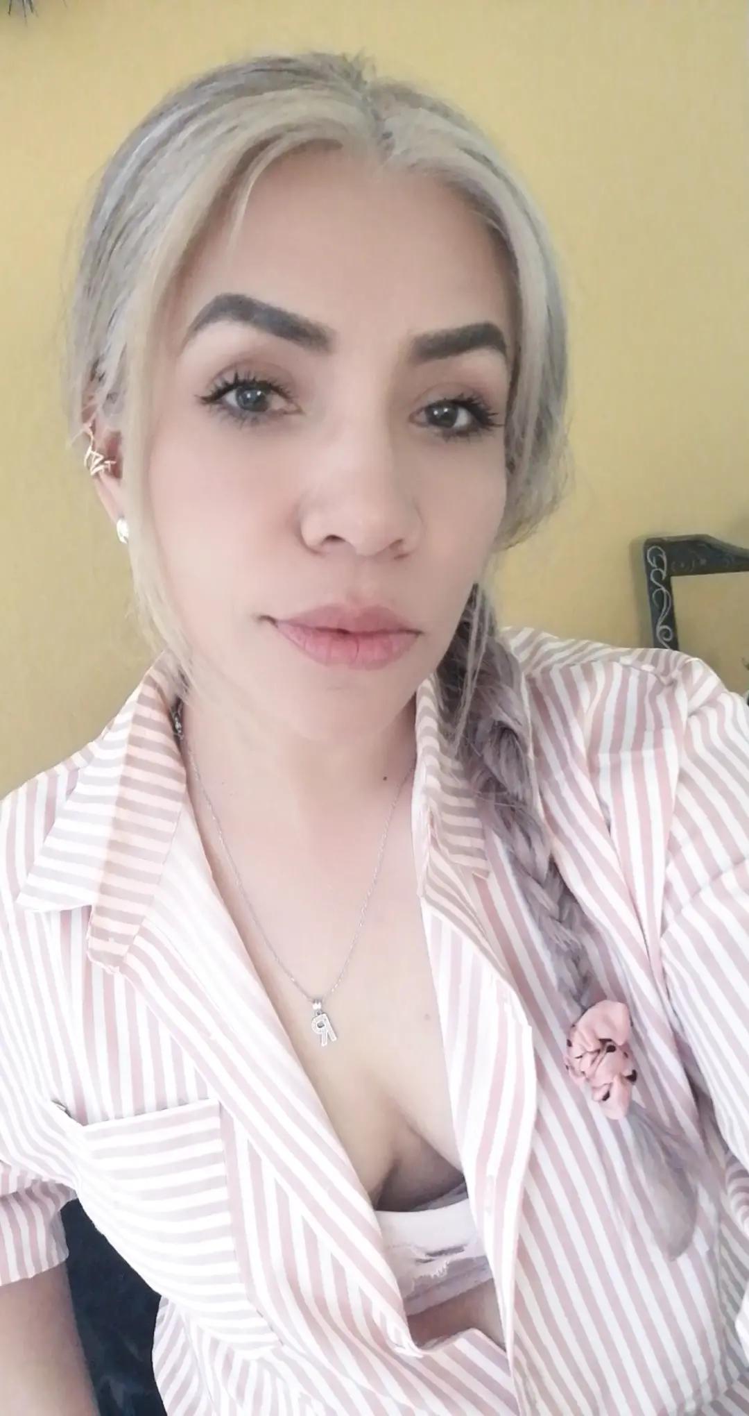 @Veronica Zara🤗