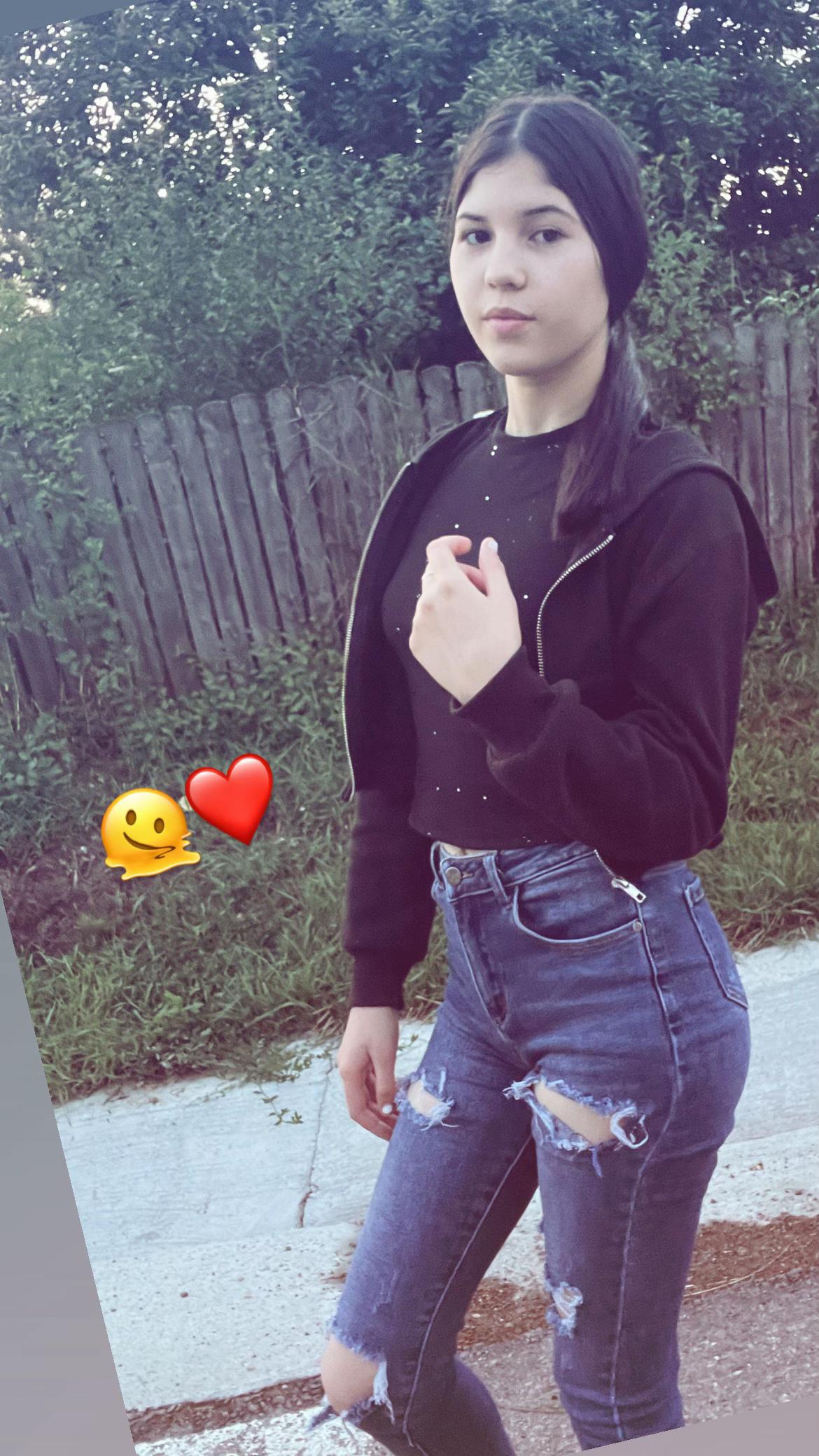 @🎀Elena🎀