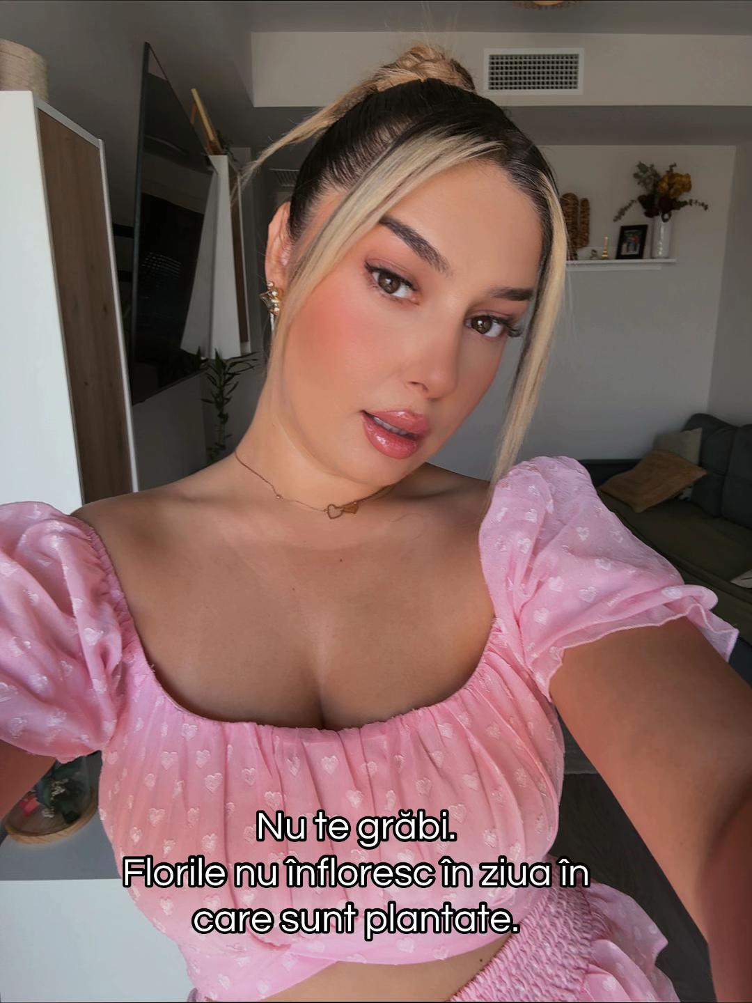 @𝑨𝒏𝒅𝒓𝒆𝒆𝒂 𝑴𝒂𝒓𝒈𝒐𝒊