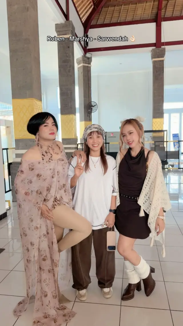 @𝑹𝒊𝒊𝒏𝒔 𝑺𝒂𝒍𝒐𝒏 Denpasar