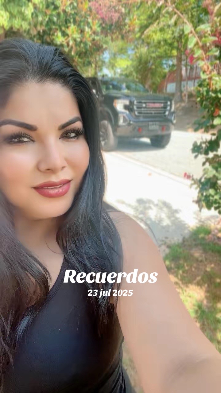 @👑La Reina D Tierra Caliente👑