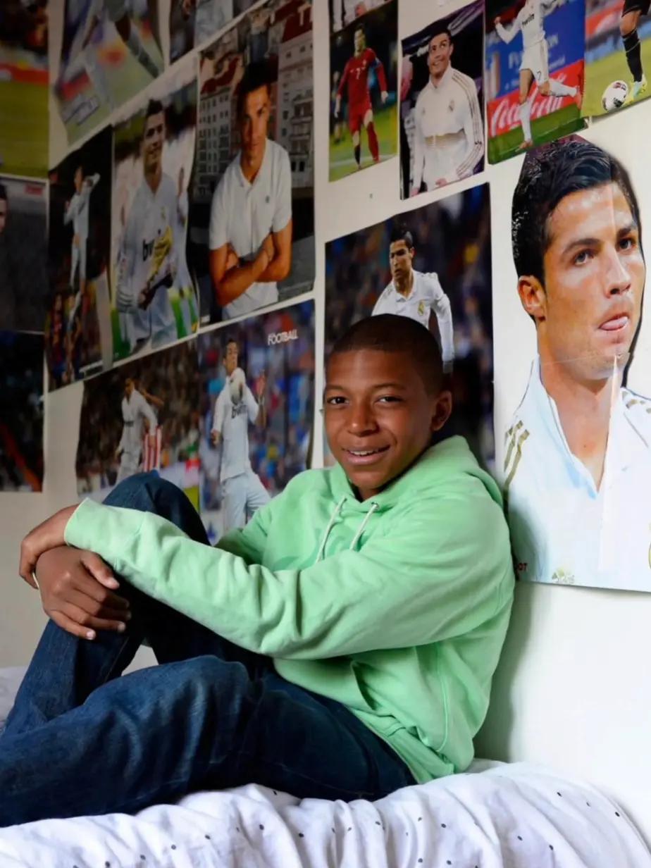@Kylian Mbappé🇨🇵⚽️