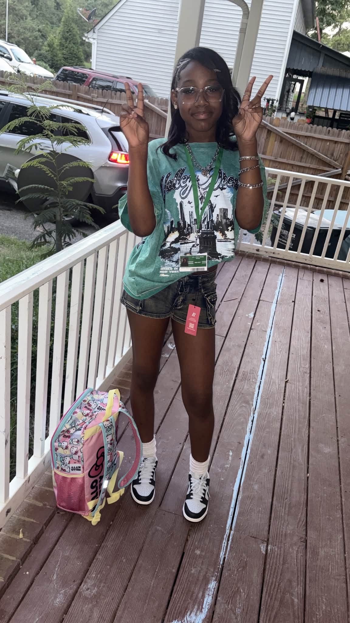 @NeeLa1101
