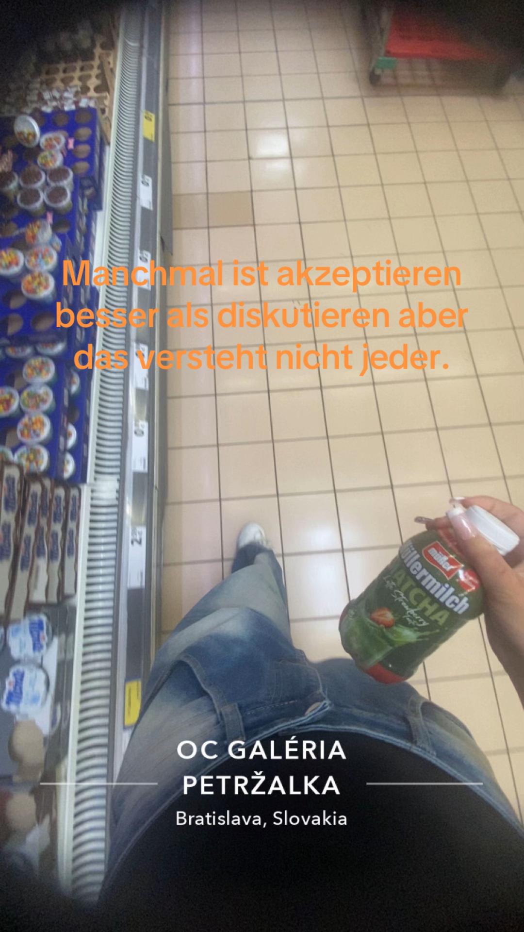 @Elisa