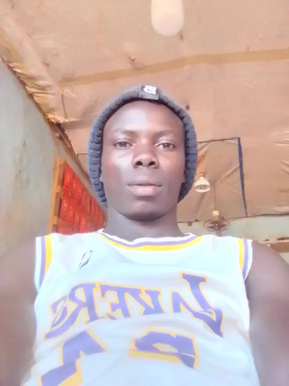 @kanyesiyge. ronald