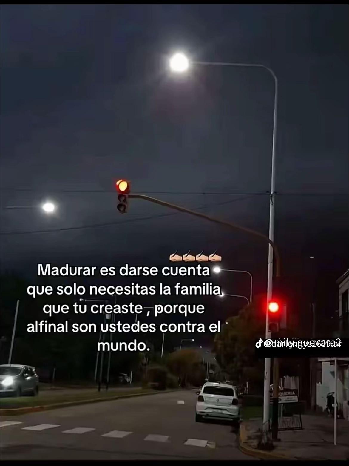 @OrianaFlores 🌷