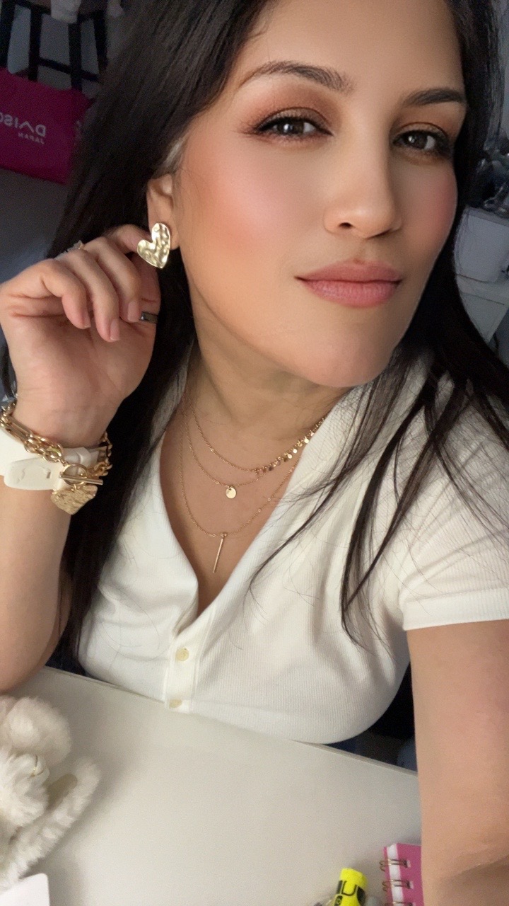 @Angela Rodriguez