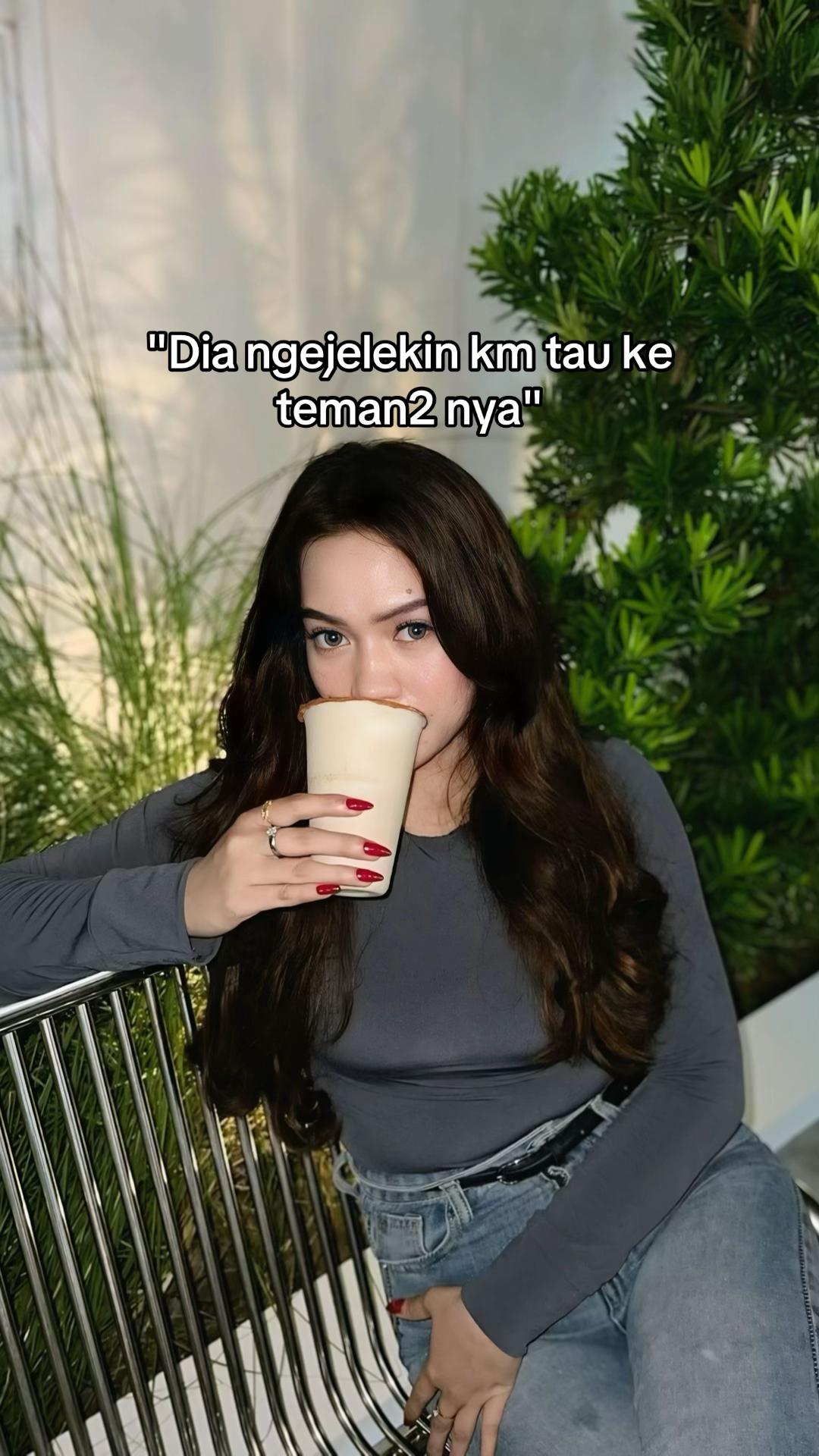 @𝐬.
