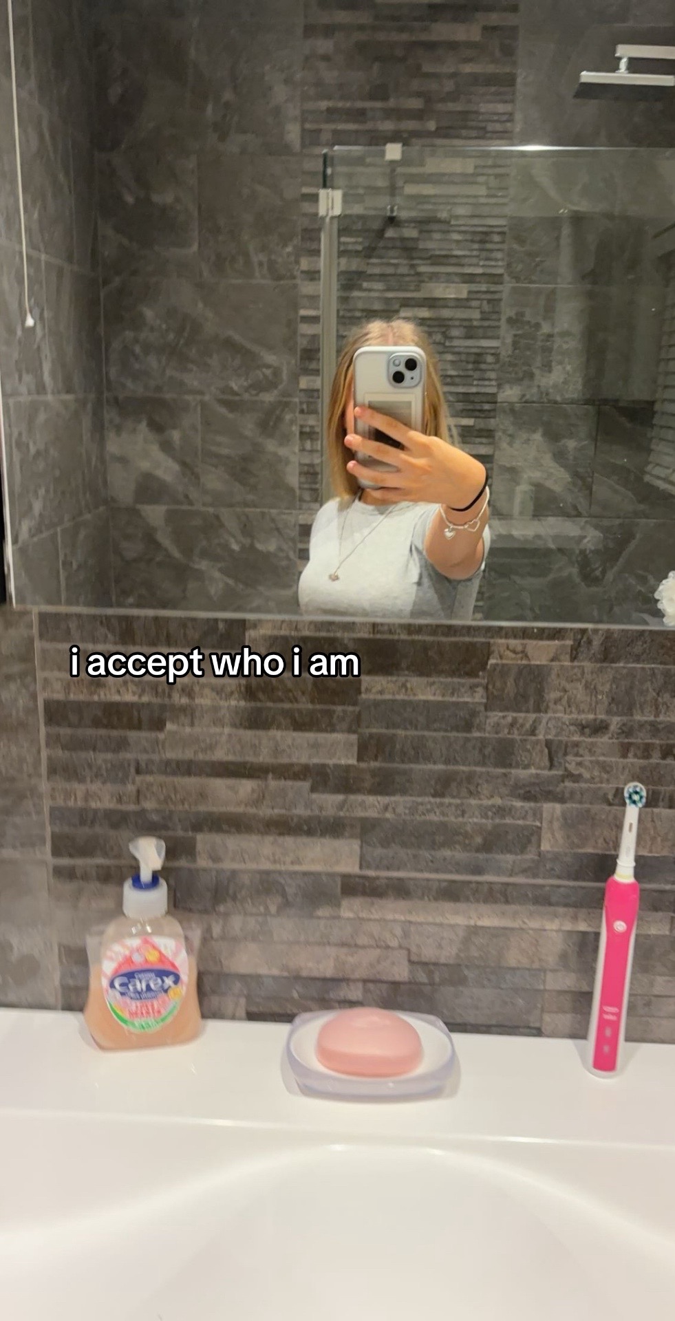 @avs x