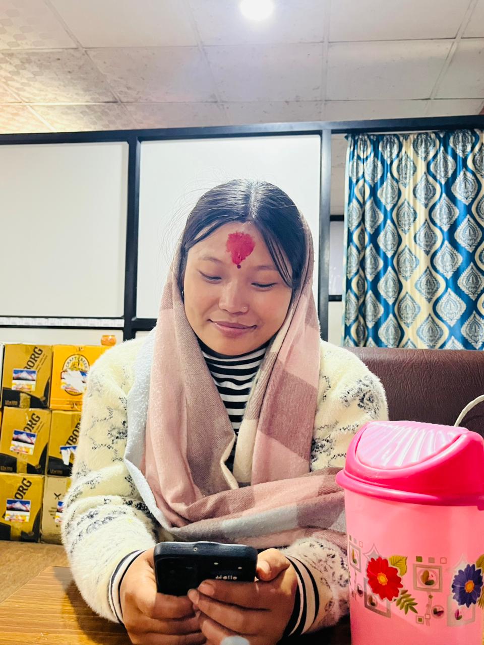 @बिनु👀💍🦋