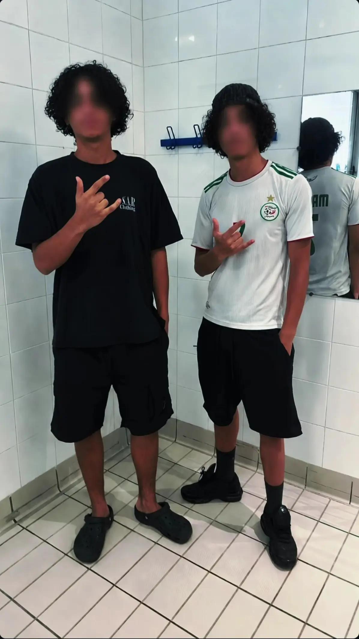 @𝐋𝐚𝐩𝐨𝐦𝐦𝐞𝟑𝟏𝐤🍎
