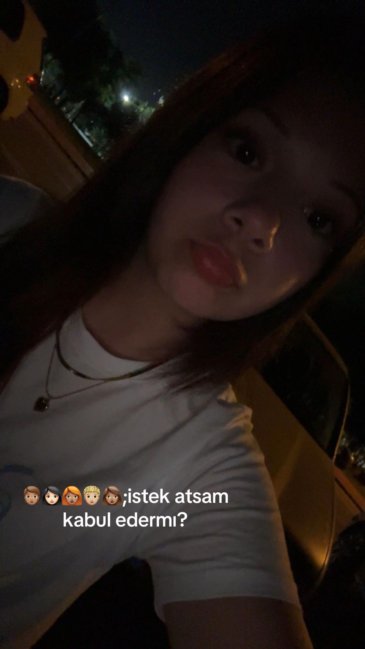 @𝓑.