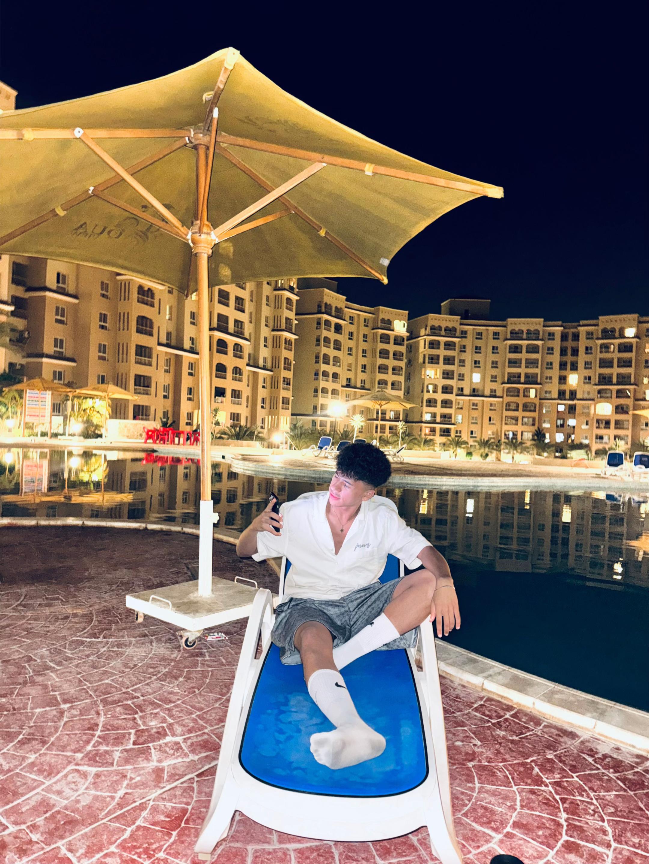 @مِــــــــهـ🐺نــــــــُد