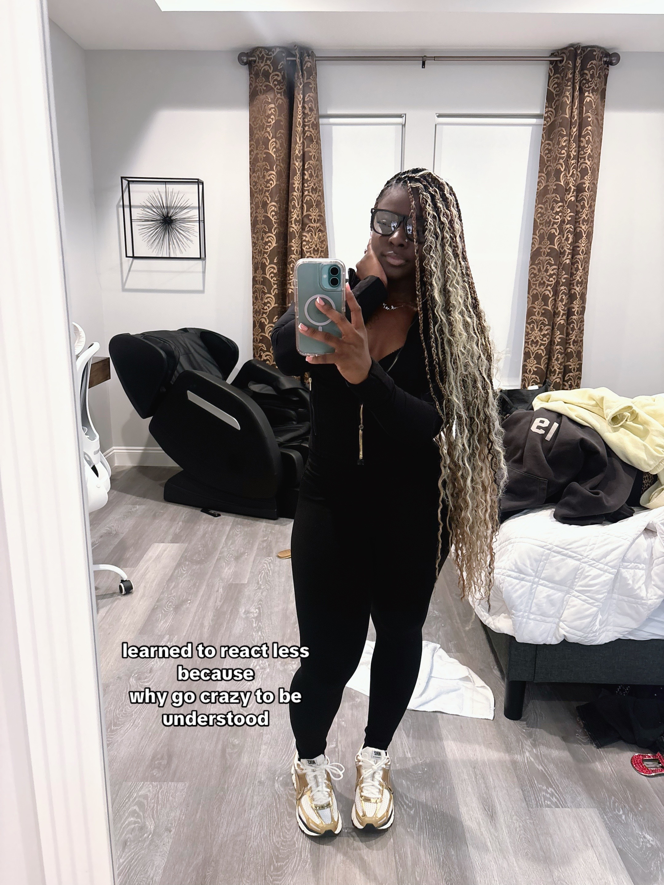 @zhikeyaaa