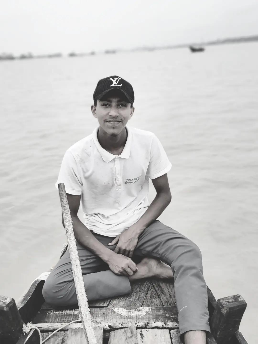 @꧁༺বাগেরহাটের.. ভিলেন ..༻꧂