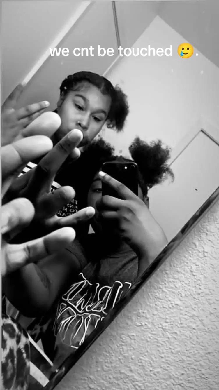 @prettylittleredthang_