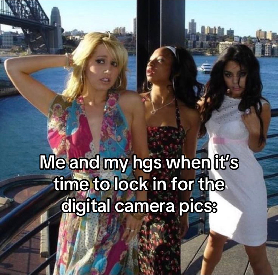 @random content