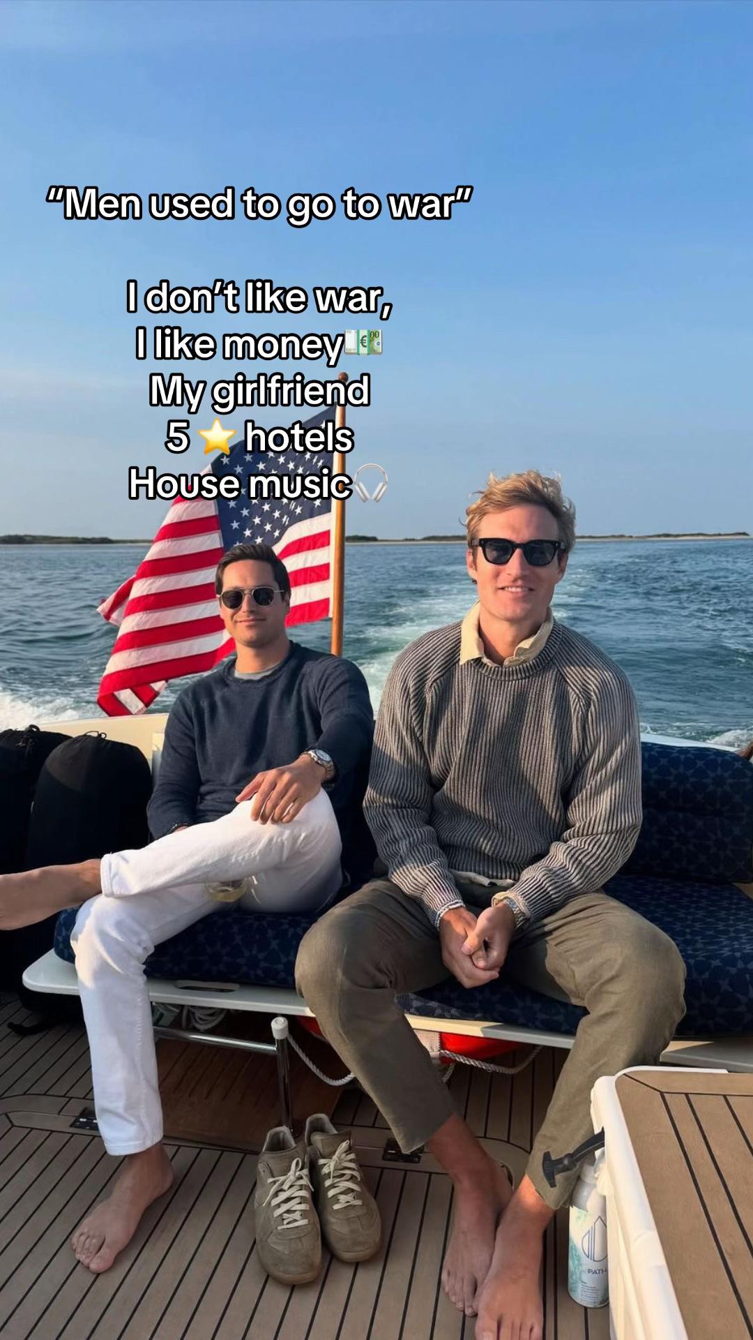 @⚜️