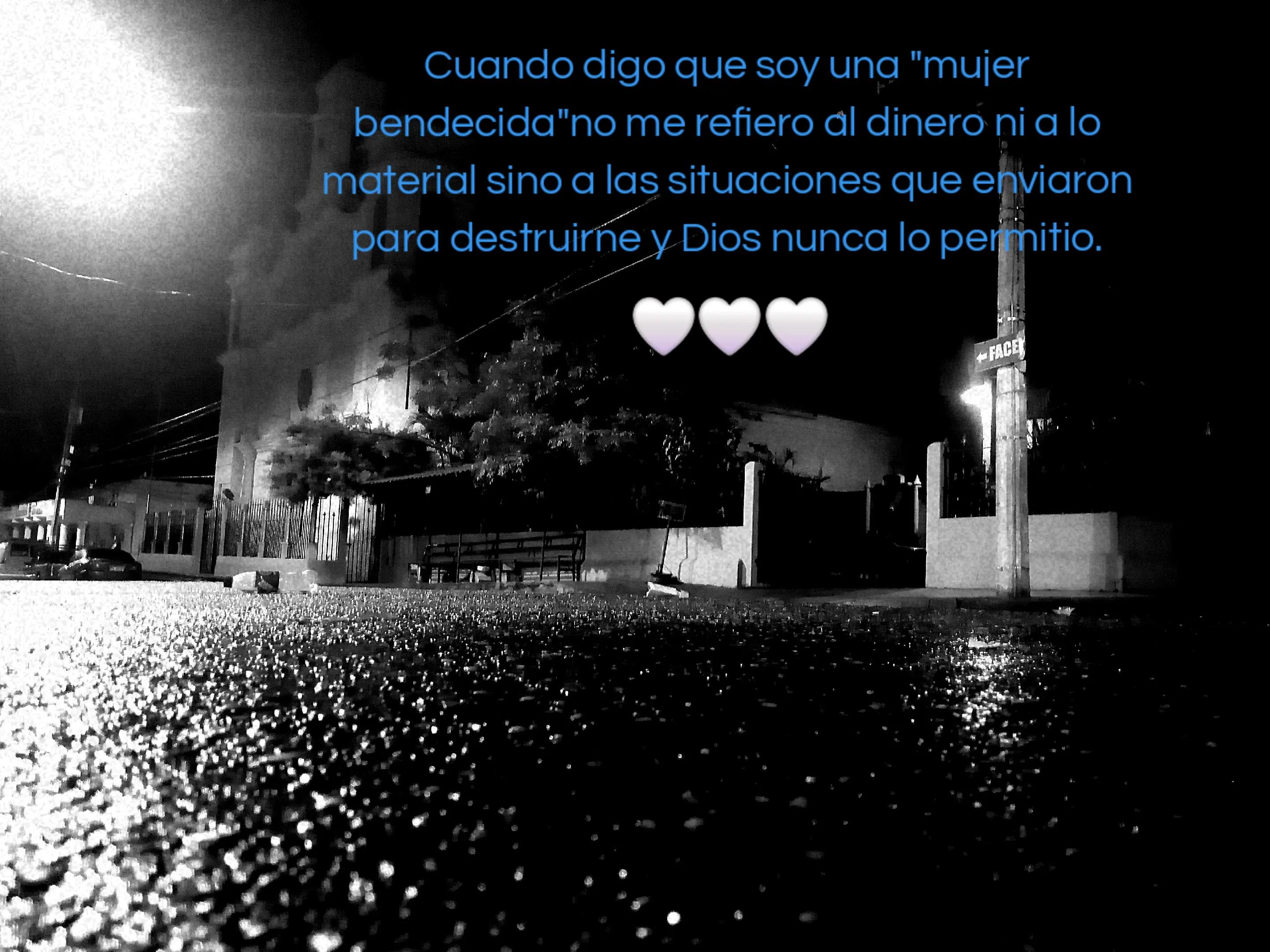 @Melissa C.⚡️🌸