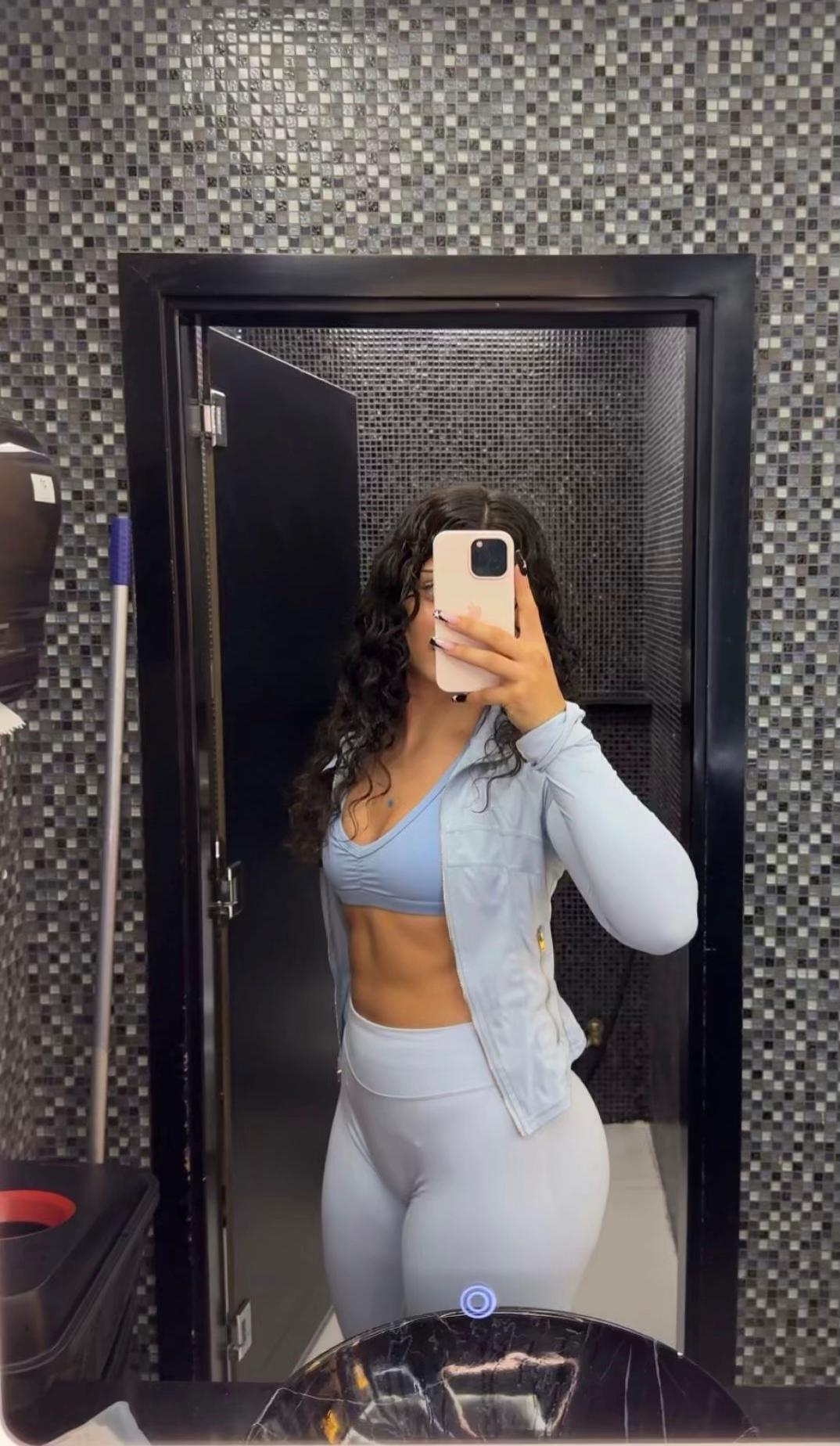 @Melisatx25