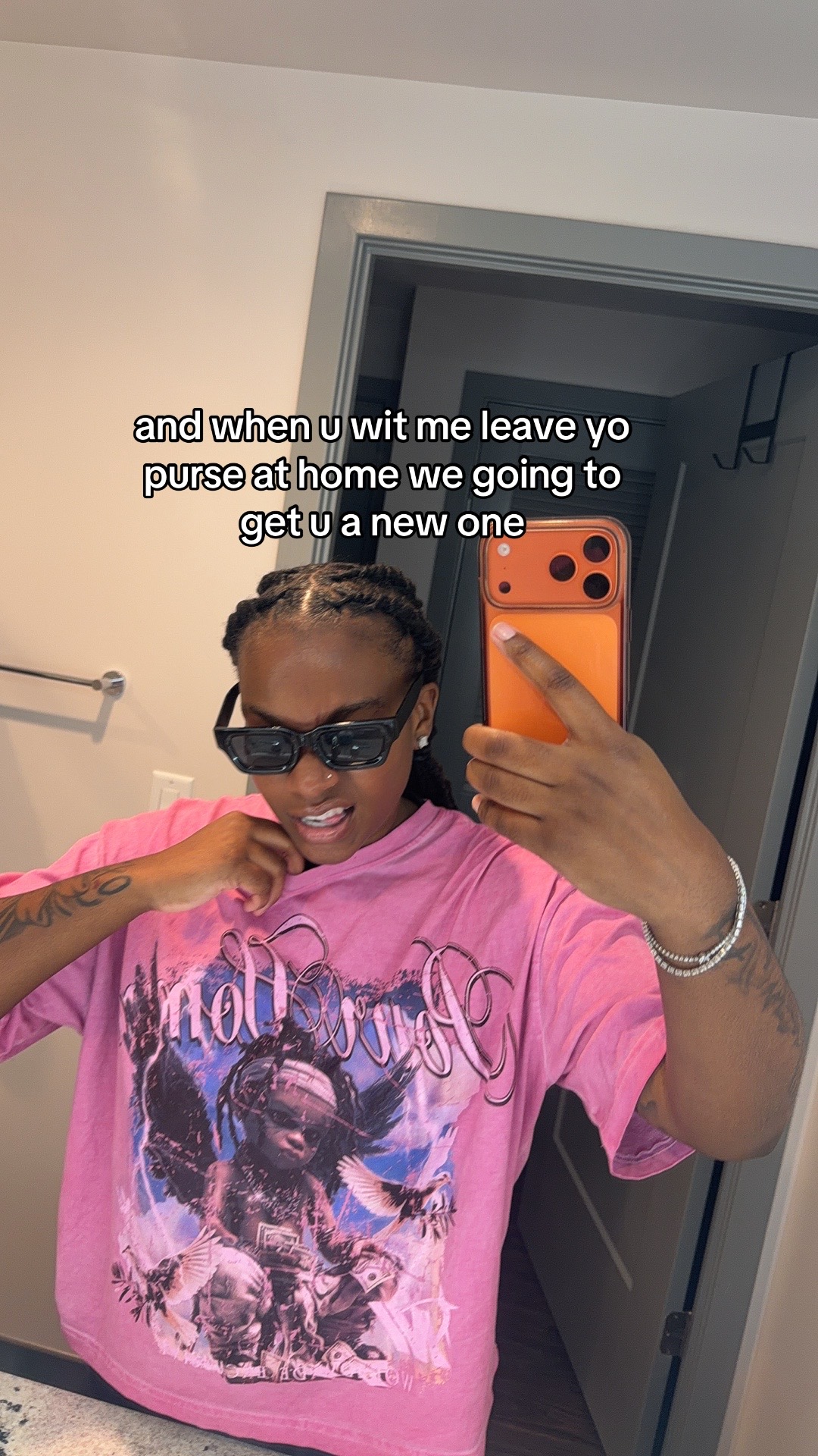 @T💫