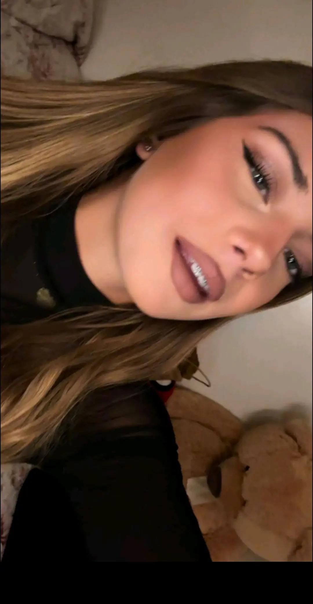 @🍁