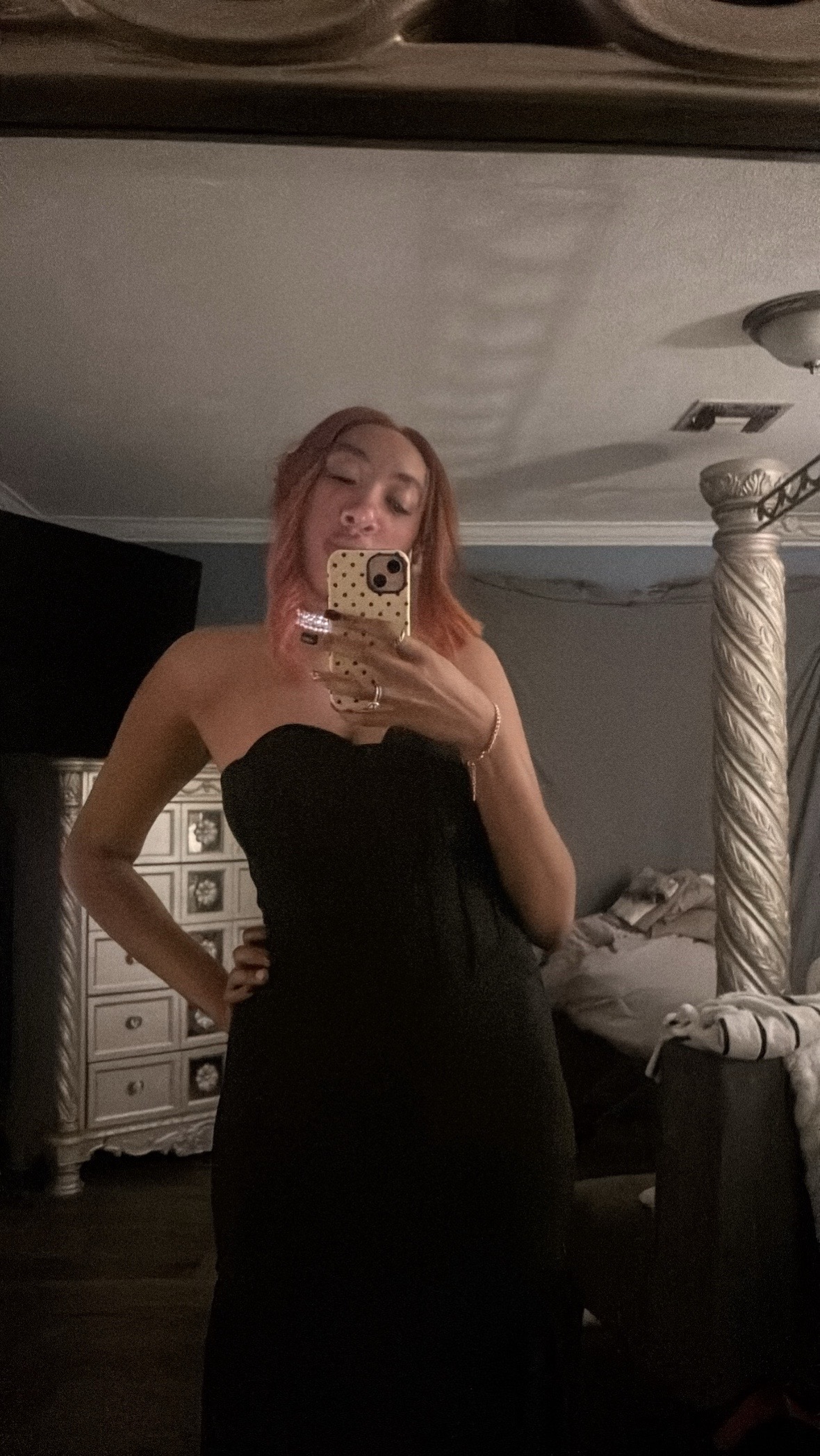 @undercoverbaddie007