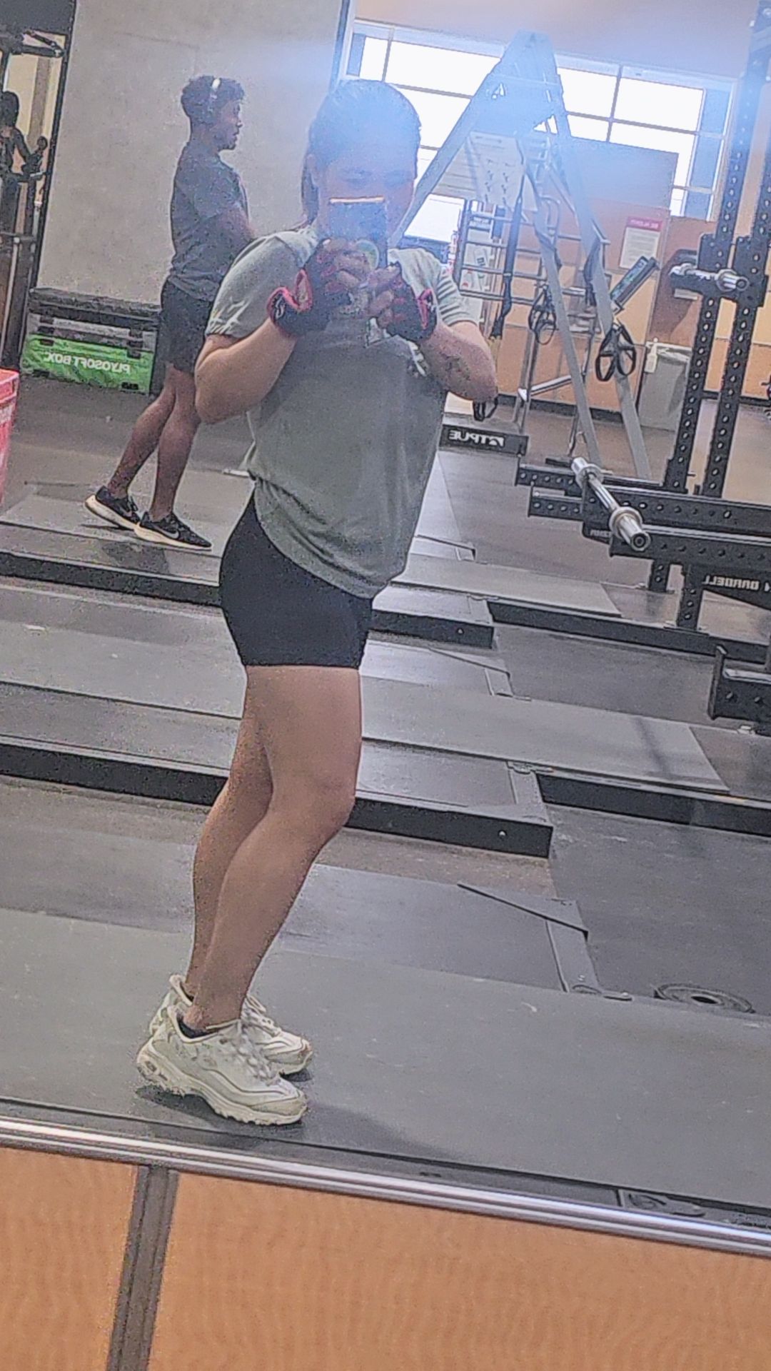 @nicole14