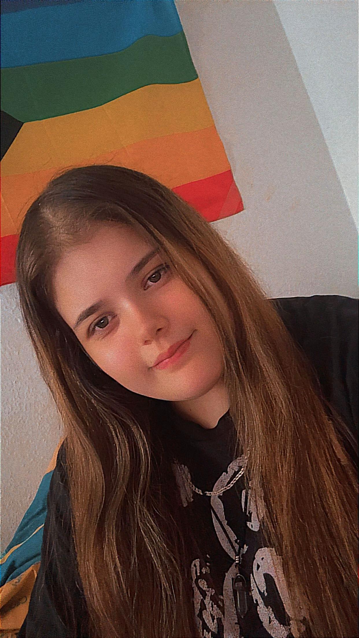 @Angela❤️🏳️🌈