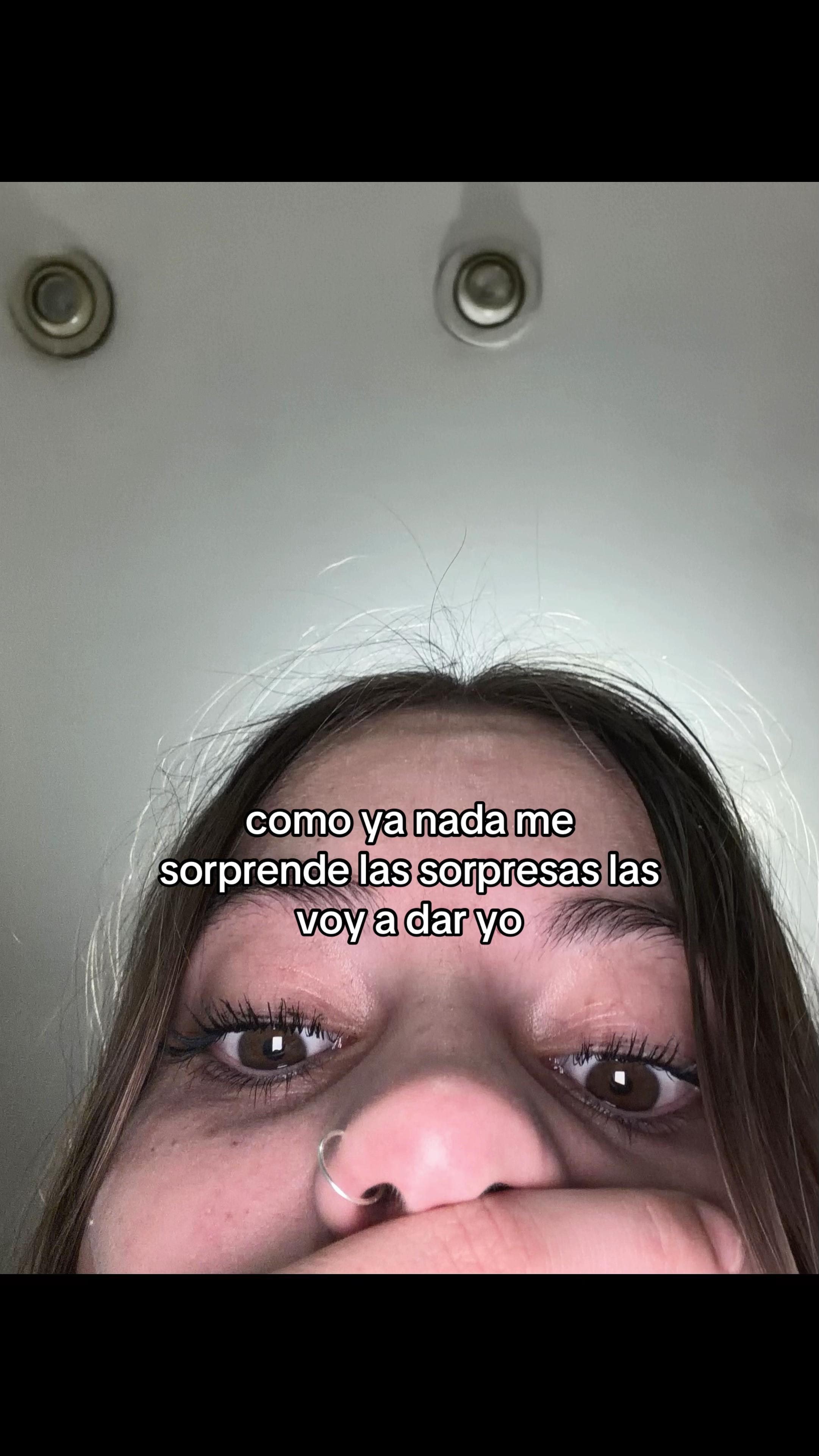 @Ahinaritaa_