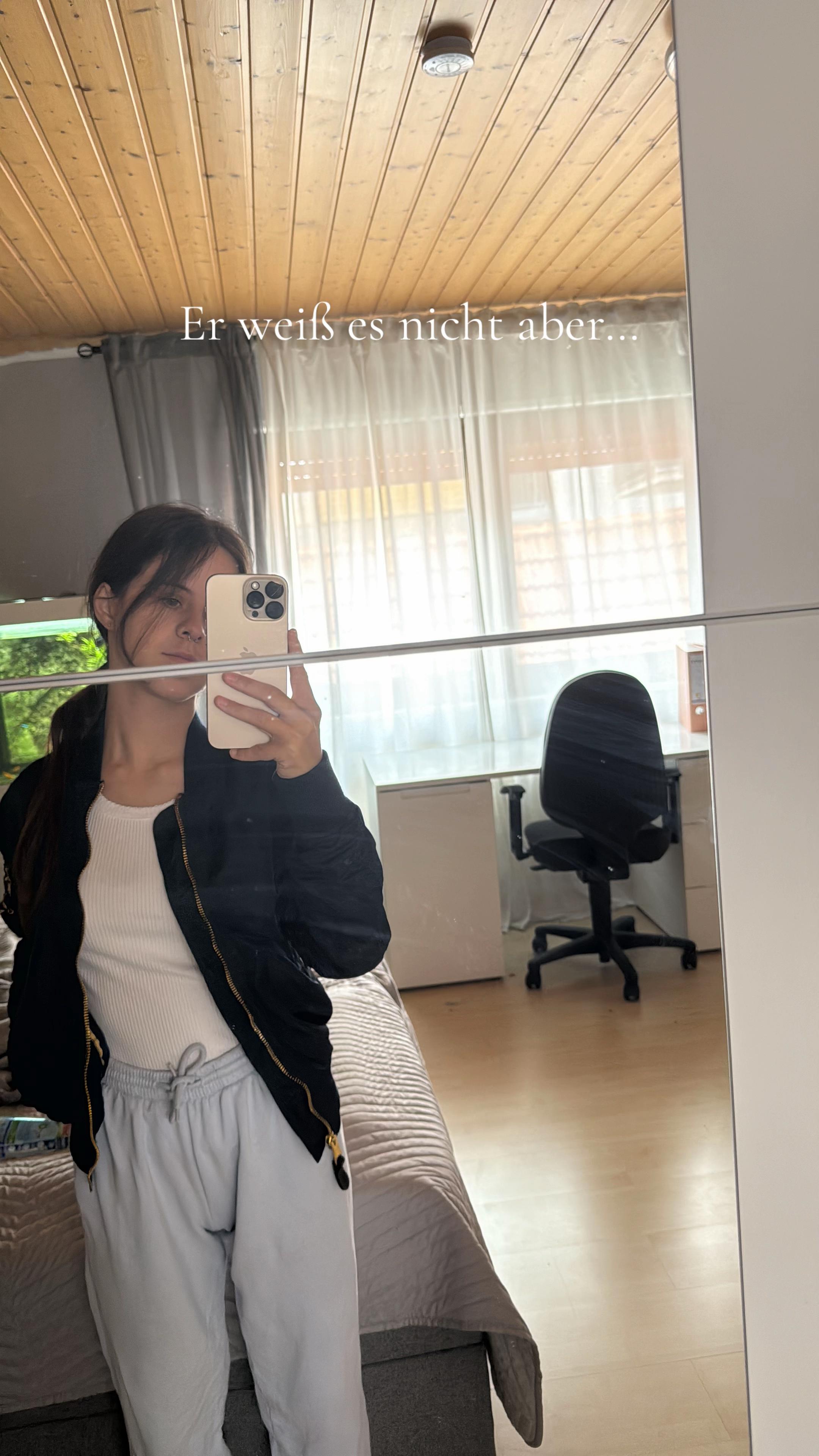@Vanessa🧸