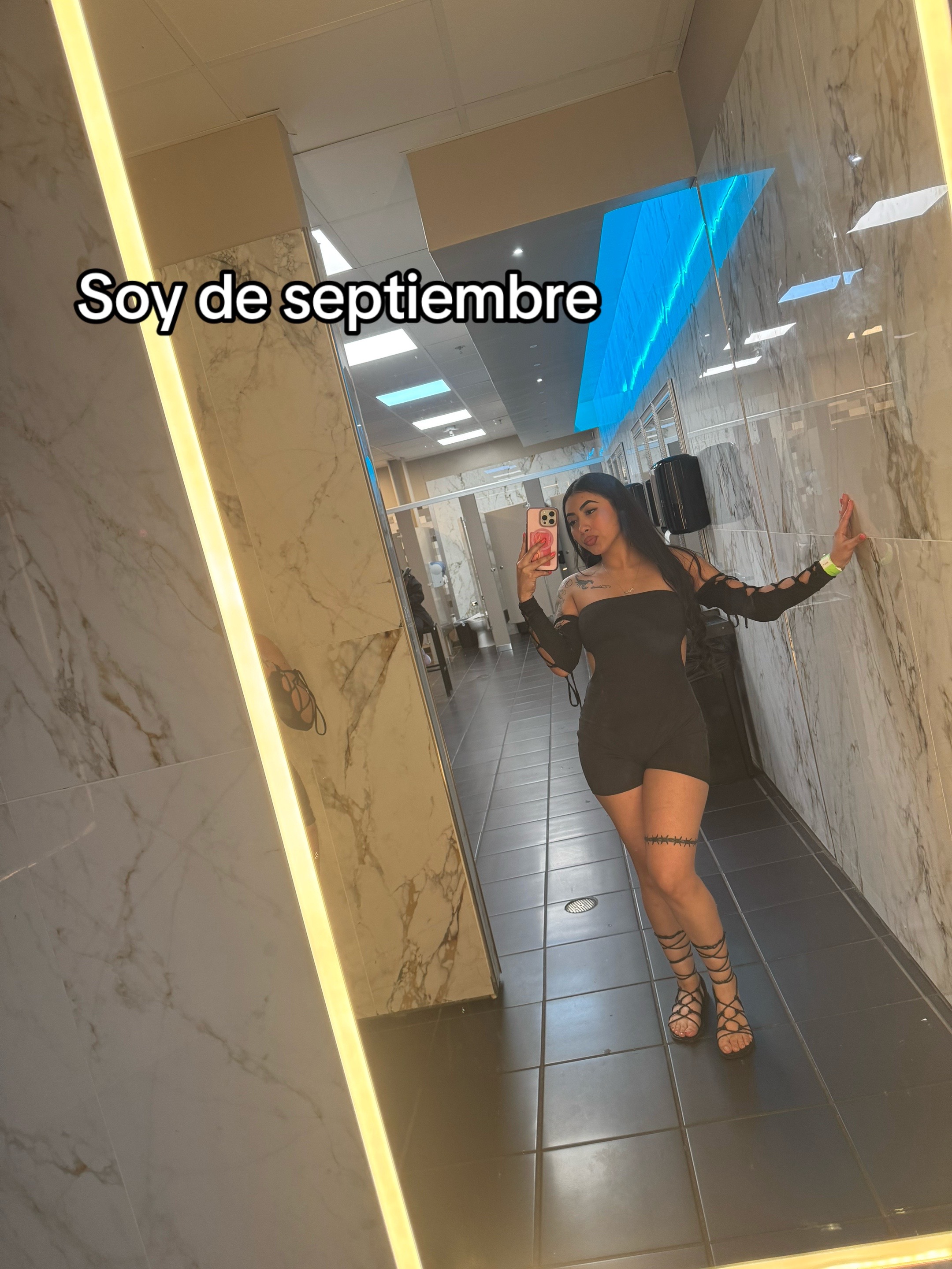 @𝒩𝒶𝓎ℯ𝓁𝒾ℯ