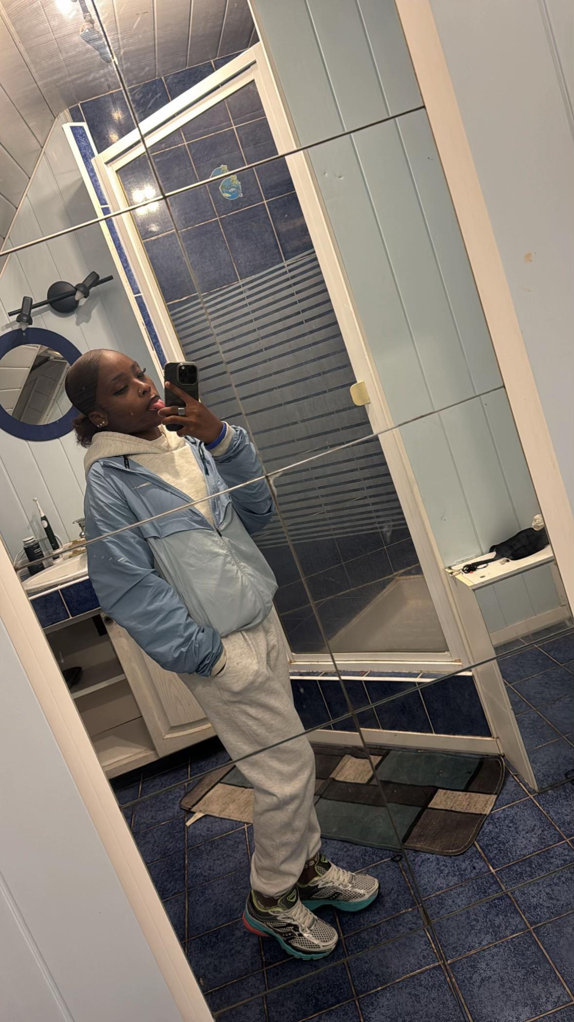 @𝐌.𝐀.𝐕.🪭