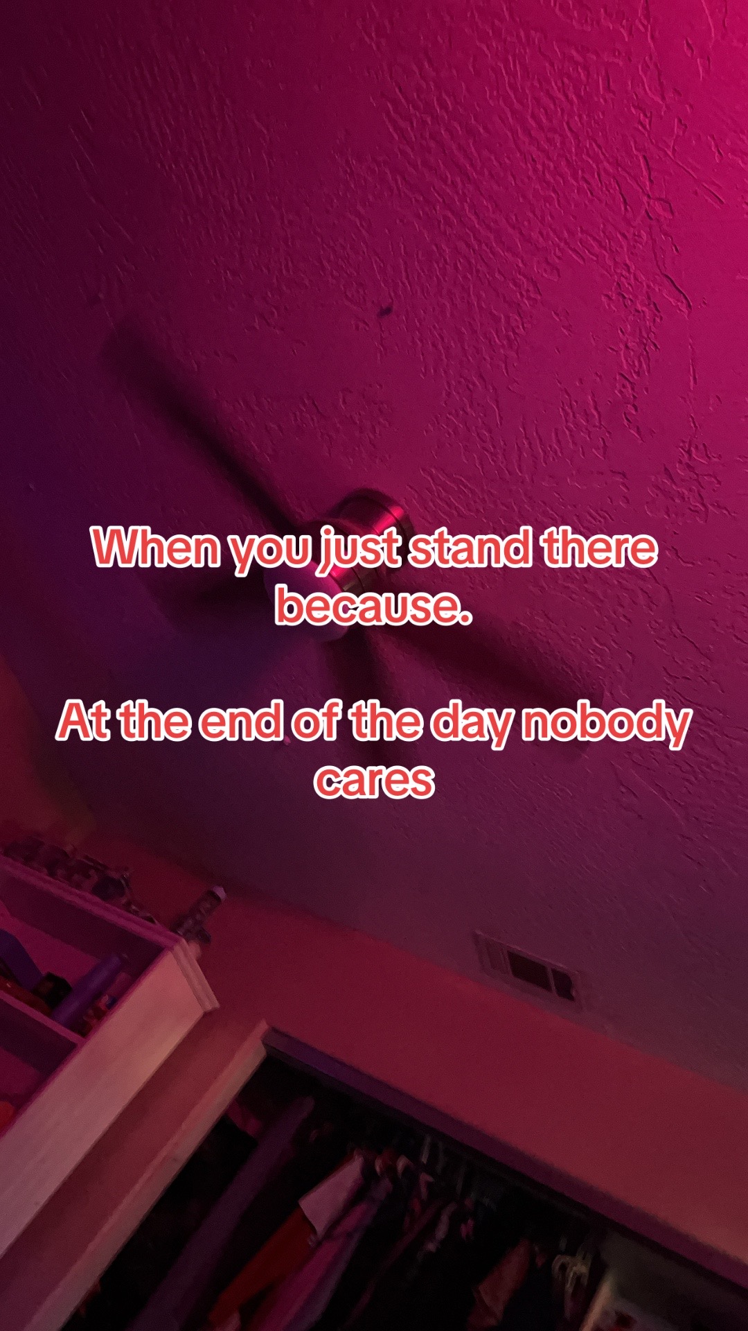 @⃟