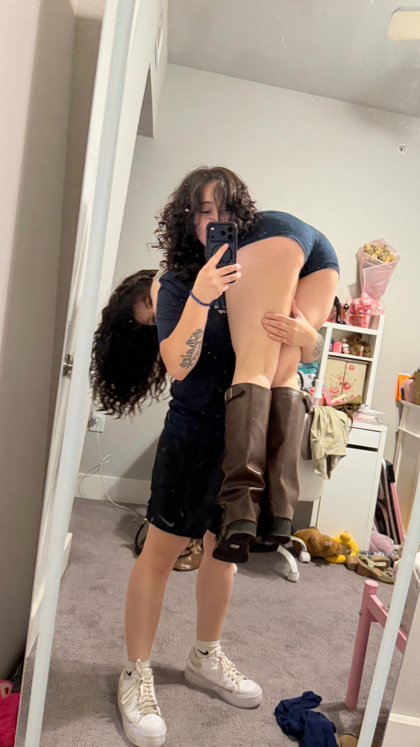 @ur moms gf