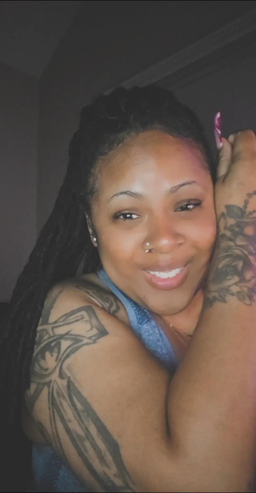 @😘♉️ Danni Rose ♉️😘