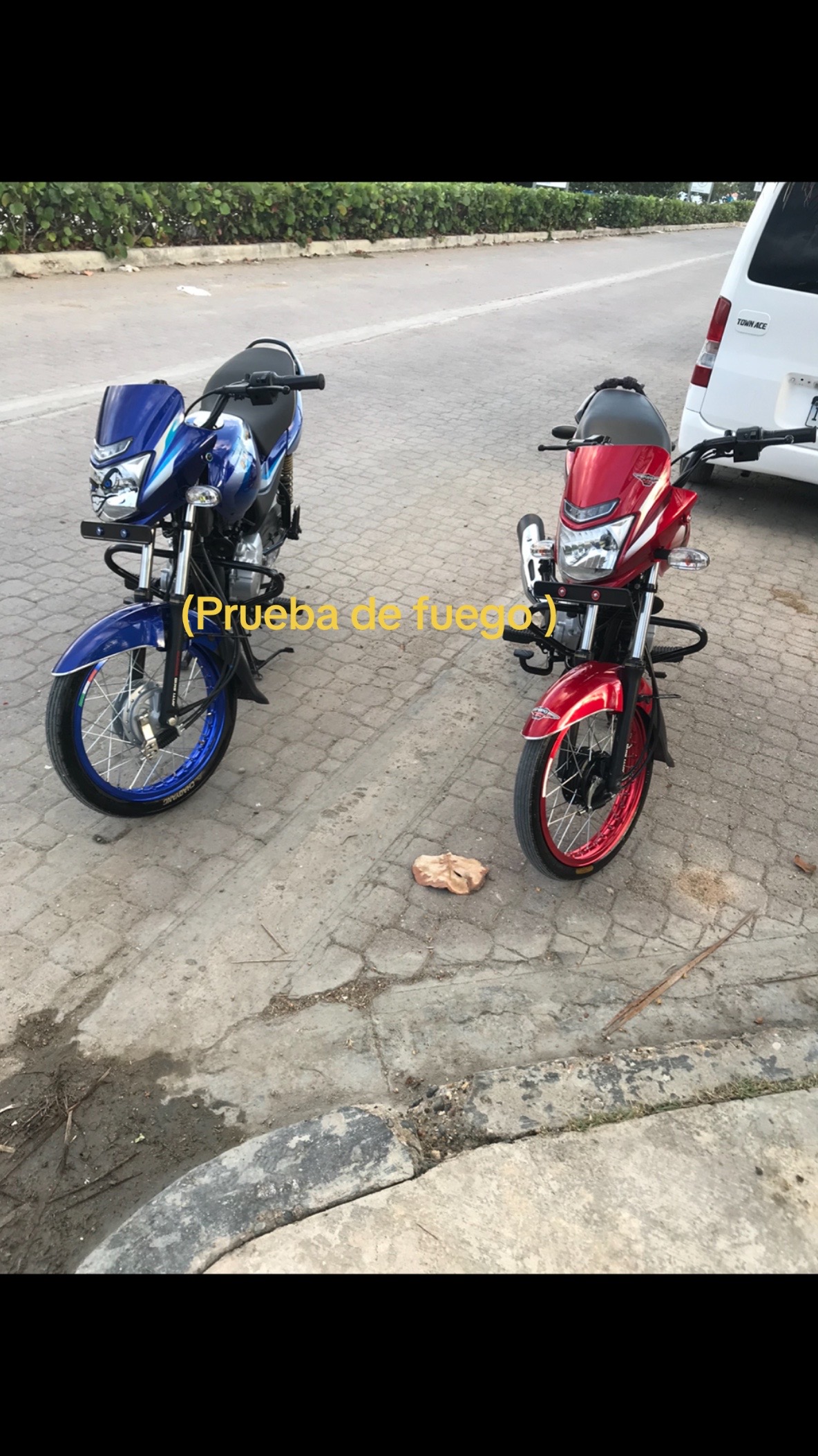 @JORGITO_BAJAJ
