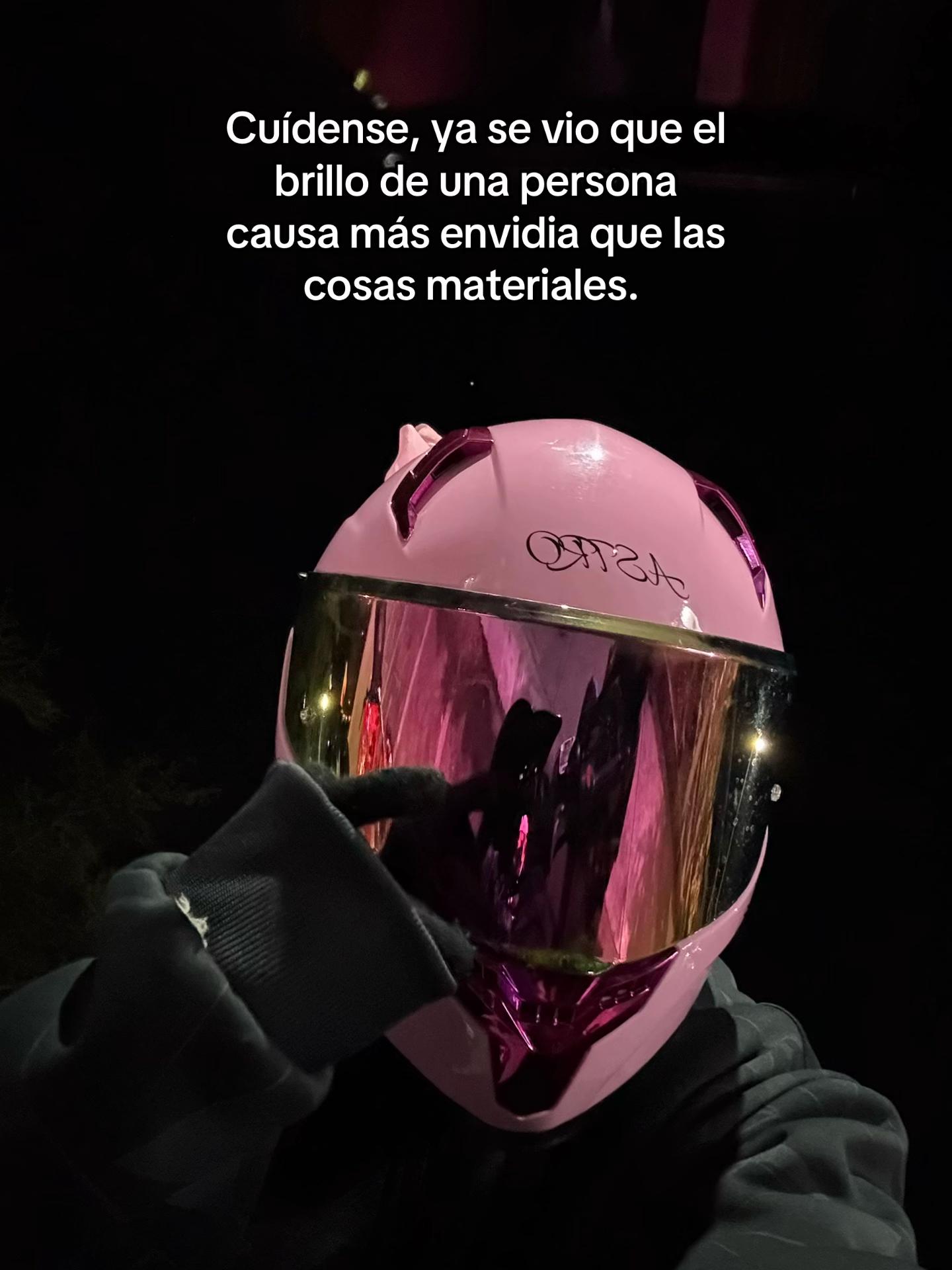 @𝓥𝓪𝓷𝓮𝓼𝓼𝓪 𝓜𝓮𝓷𝓭𝓮𝔃