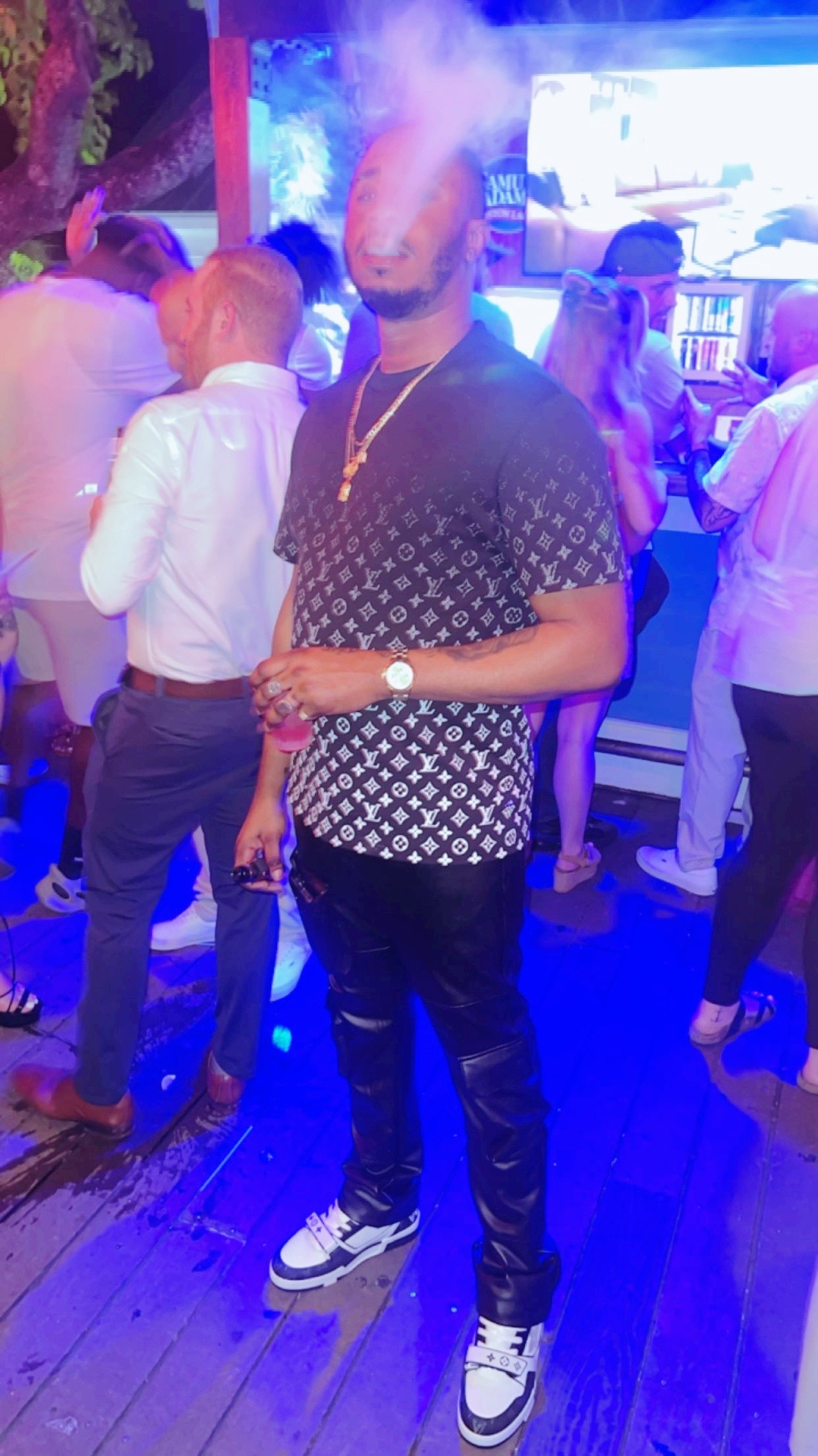 @👑Raj-1don🌎