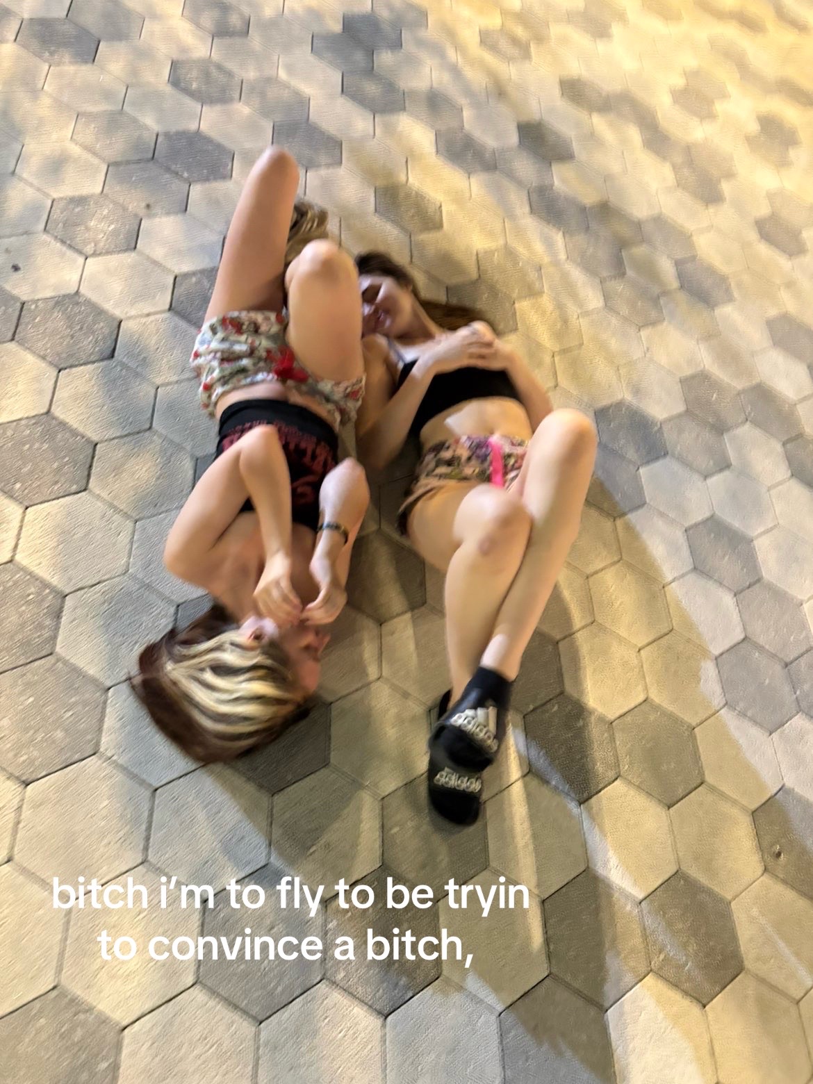 @d