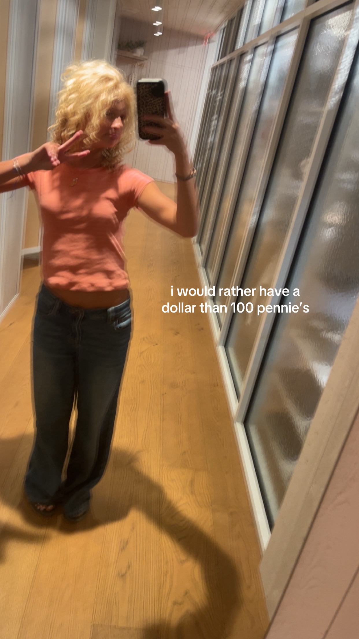 @lucy