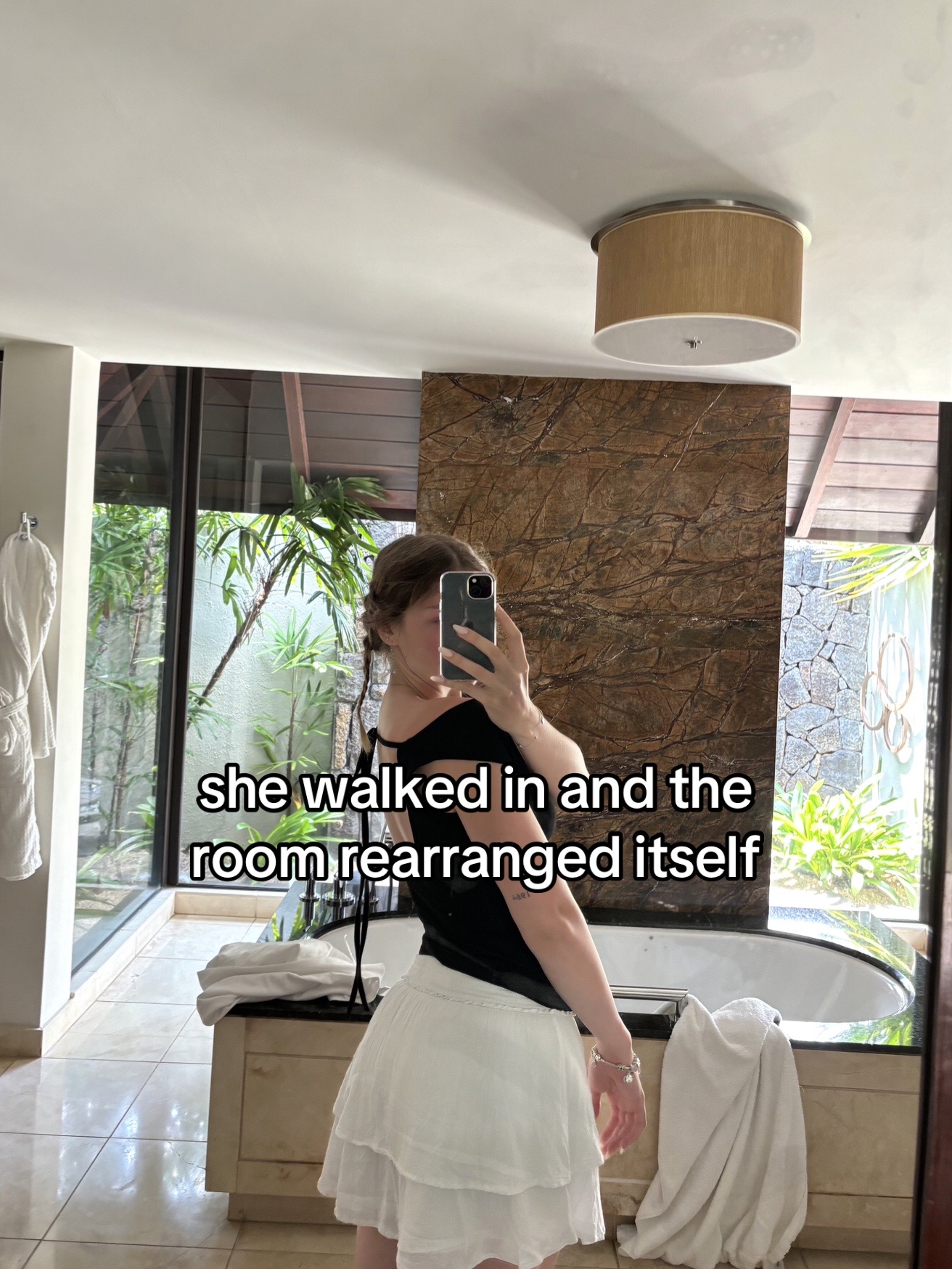 @Kellyyy
