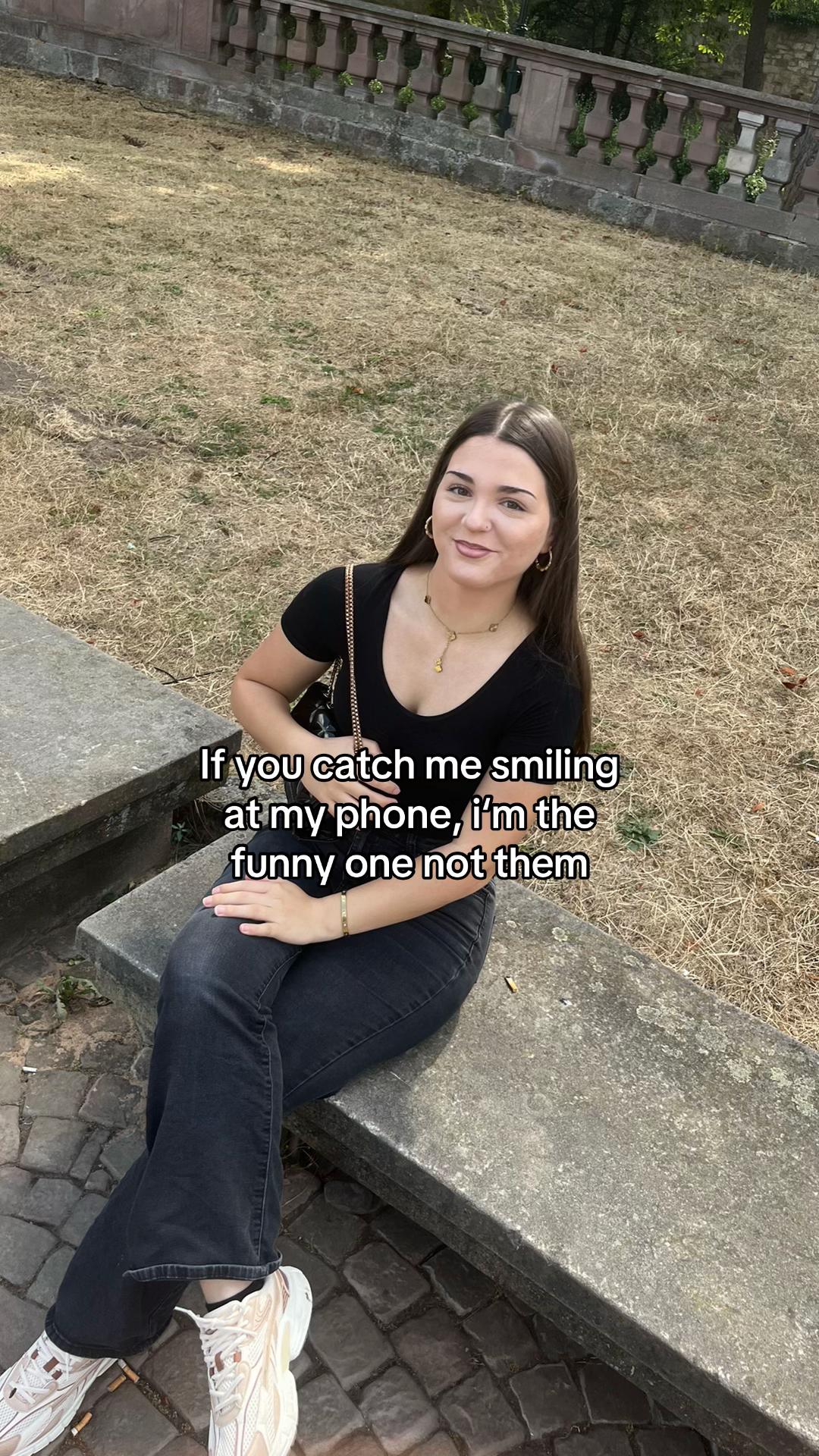 @๐๐๐๐๐น๐