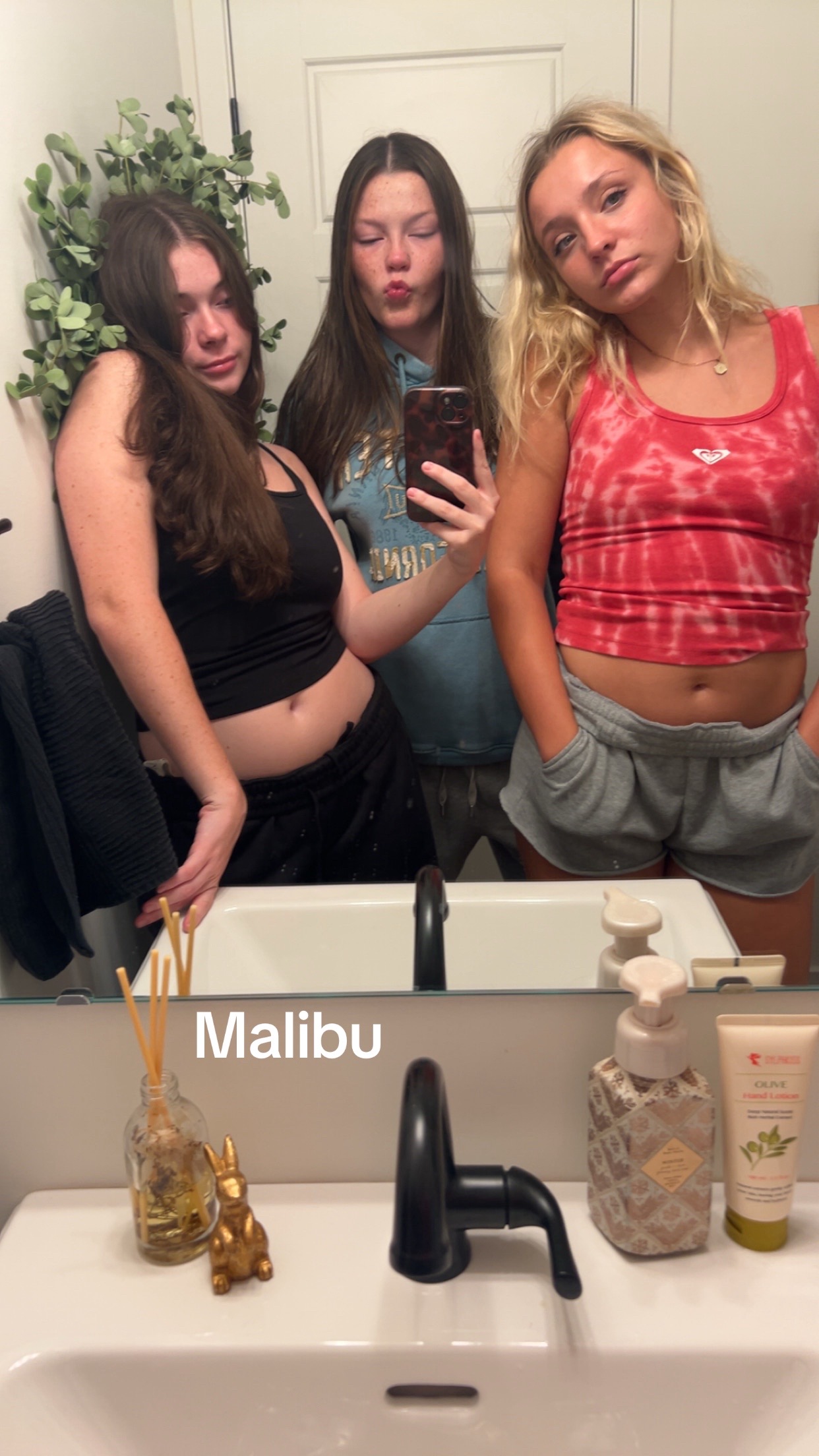 @…