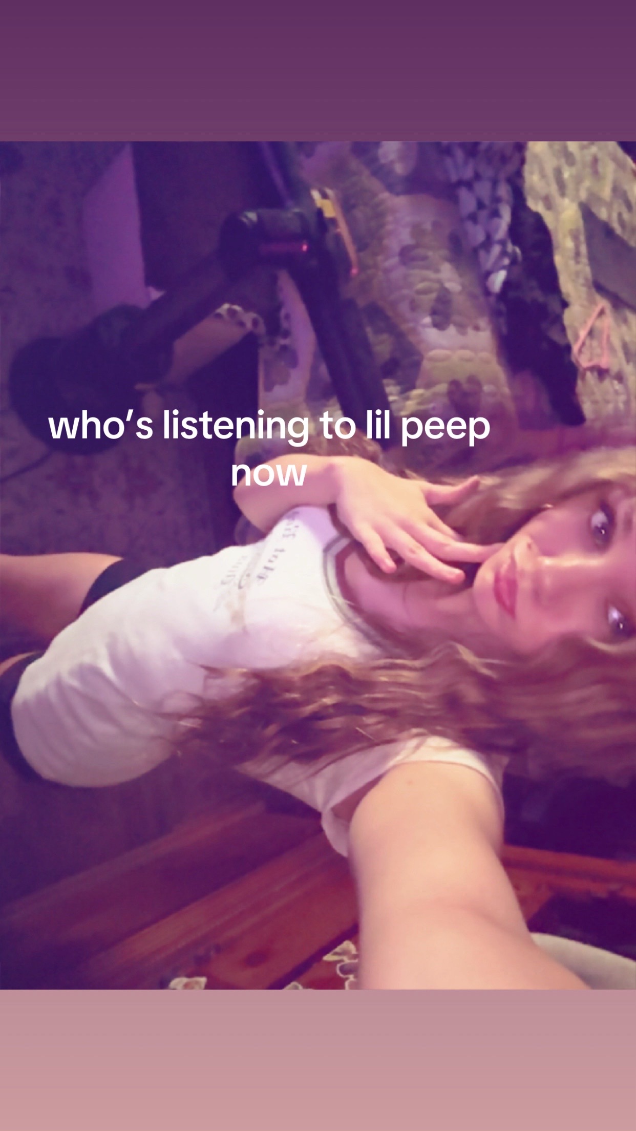 @chloepearson82
