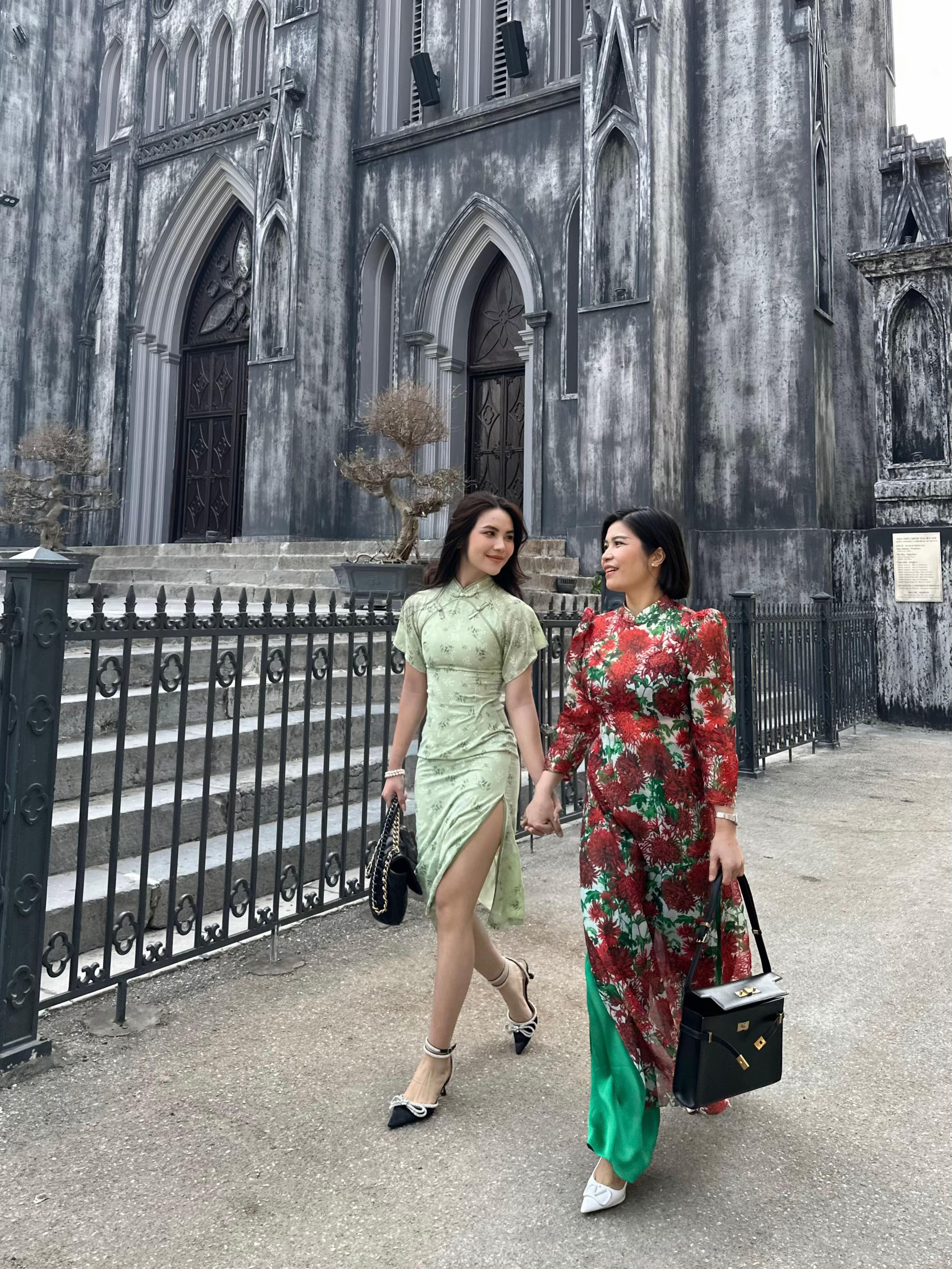 @Ho&agrave;ng Gấm
