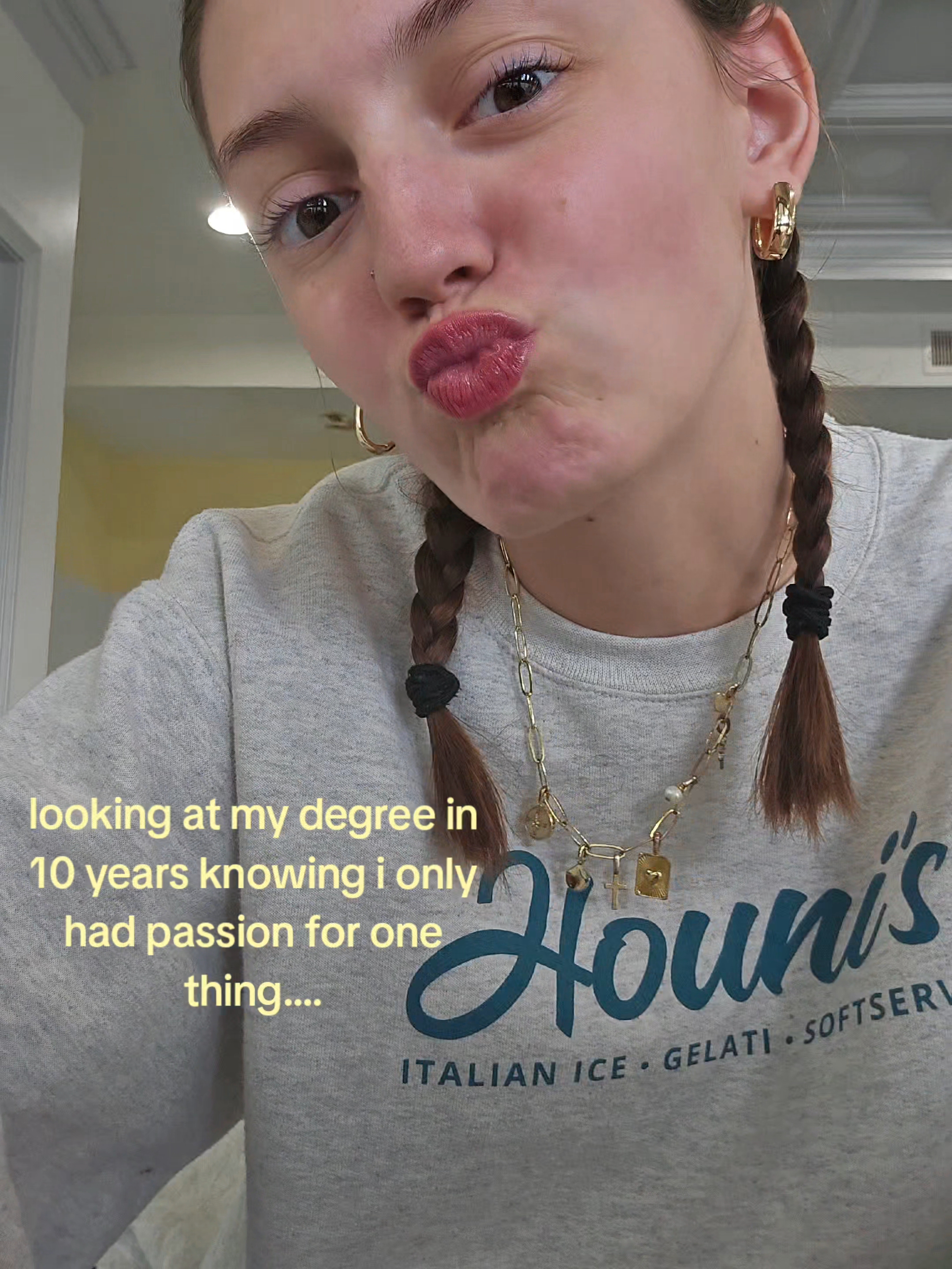 @noellegrace