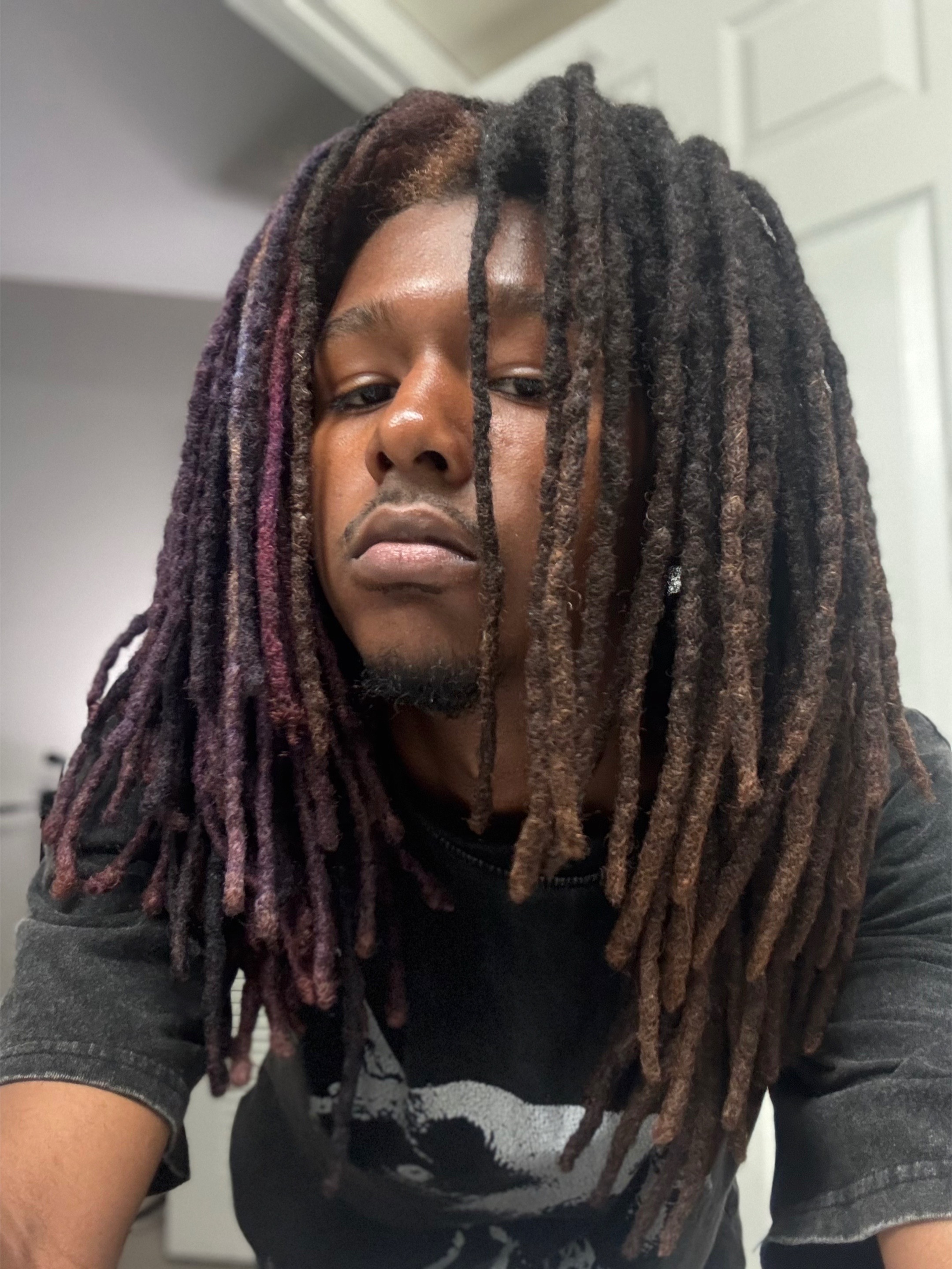 @lyoshir