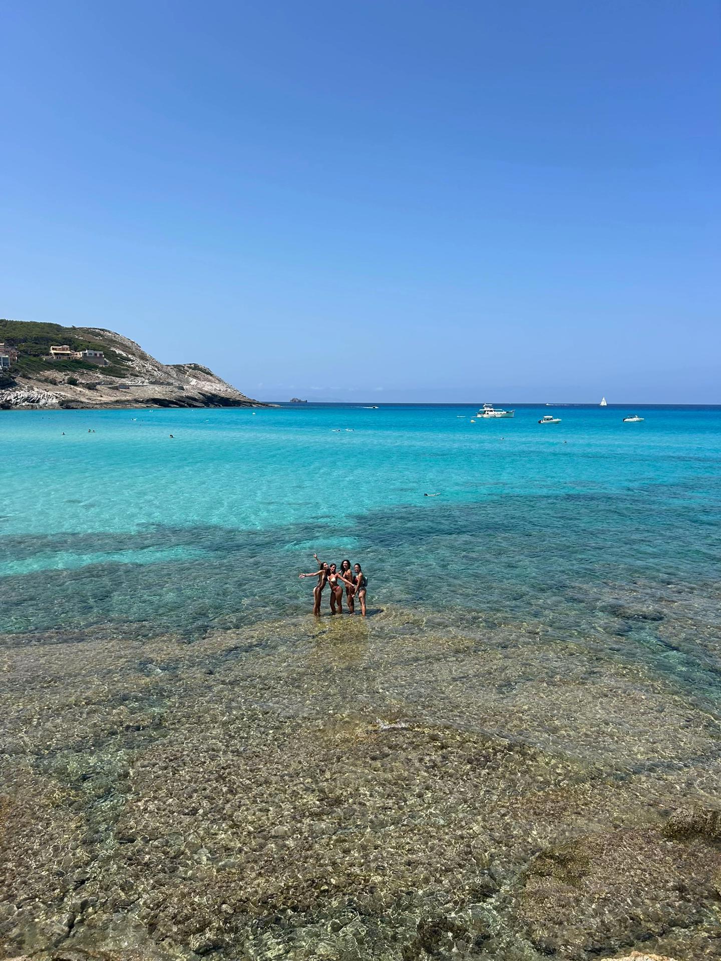@Greta Cala