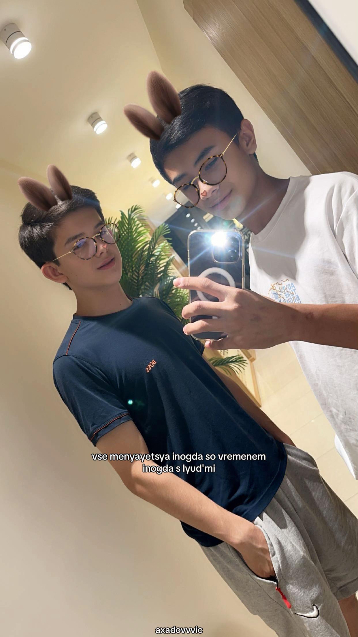 @axadovvvic